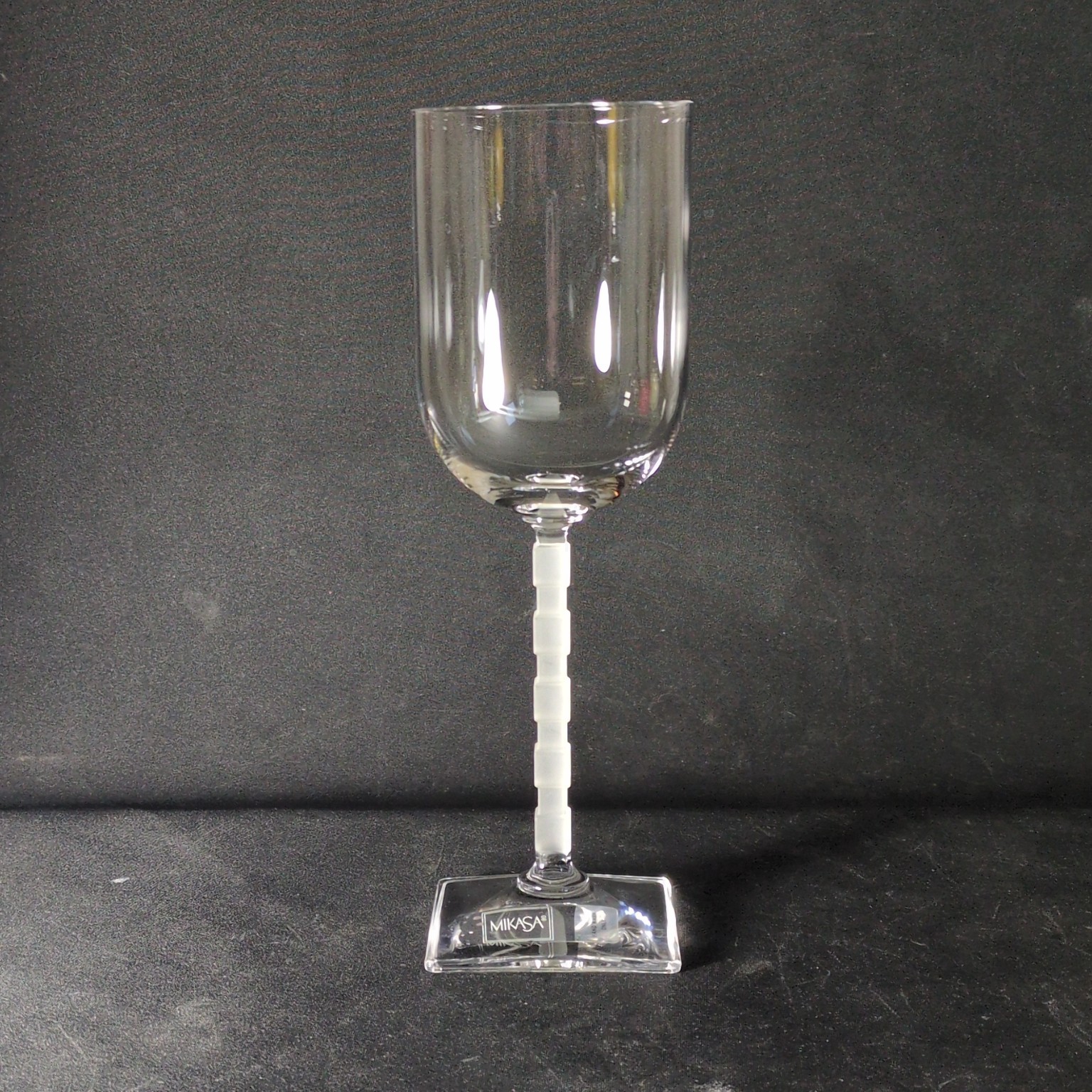 MIKASA VIEWPOINT SATIN WHITE WINE GLASS, Lead Crystal , 8 7/8\ MIKASA VIEWPOINT SATIN WHITE WINE GLASS, Lead Crystal , 8 7/8\