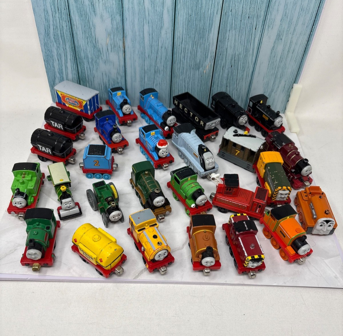 Thomas the Train and Friends Huge Lot of 28 Metal Diecast Trains Seasonal & VTG Thomas the Train and Friends Huge Lot of 28 Metal Diecast Trains Seasonal & VTG