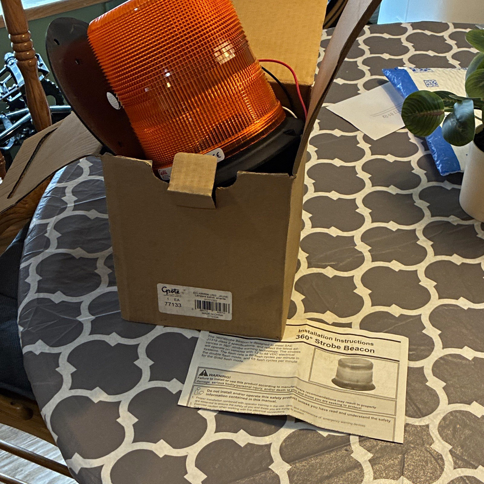 Grote 77133 Amber 360° Strobe Beacon Light - Model 77133 MPN 77133 Grote 77133 Amber 360° Strobe Beacon Light - Model 77133 MPN 77133