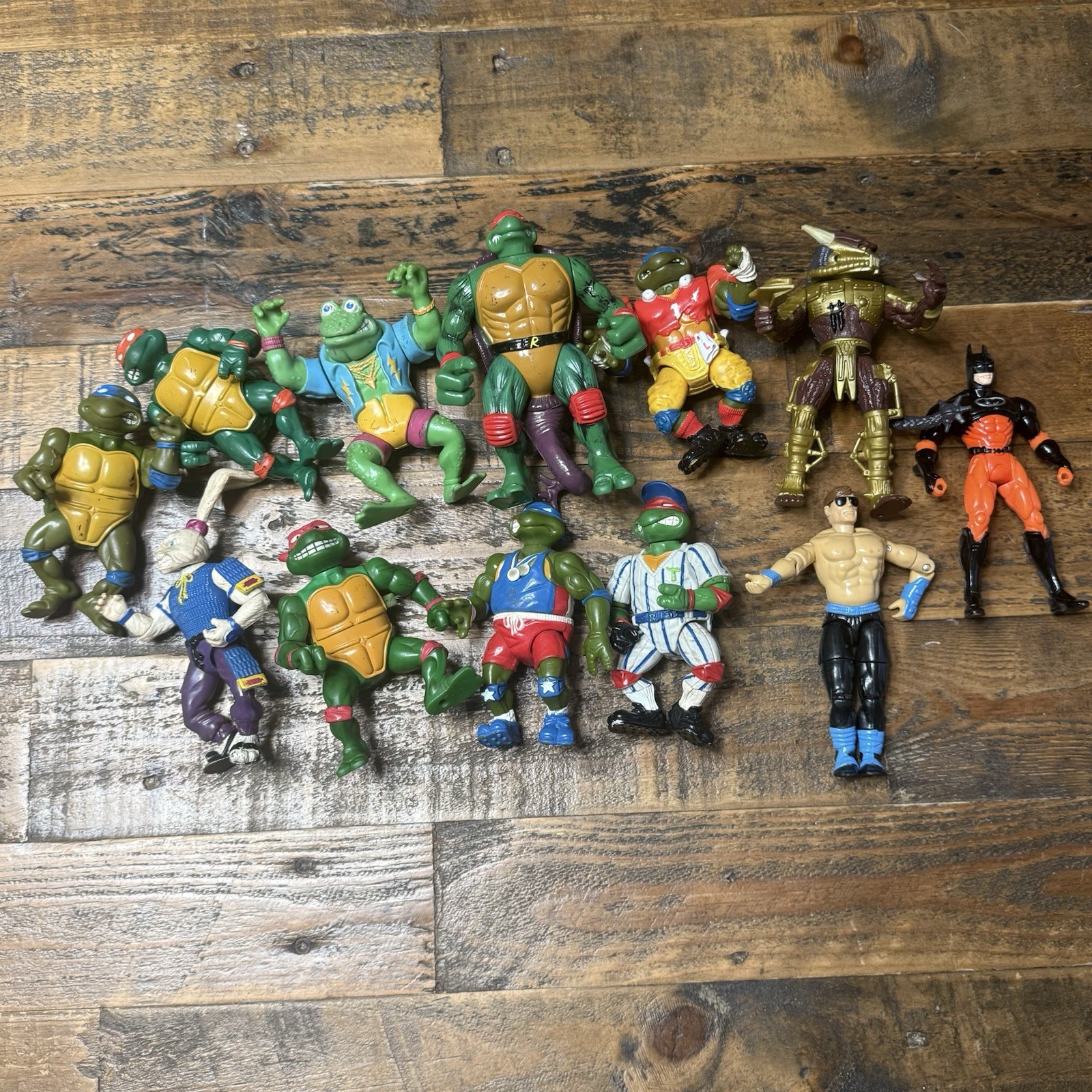 Vtg 80’s & 90’s TMNT Teenage Mutant Ninja Turtles Mixed Lot Action Figures Vtg 80’s & 90’s TMNT Teenage Mutant Ninja Turtles Mixed Lot Action Figures