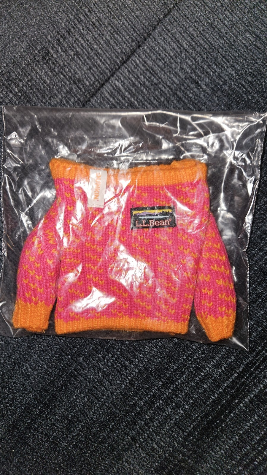 Rare Dunkin’ L.L. BEAN Cup Sweater Sleeve Limited Edition 2026 New IN HAND 