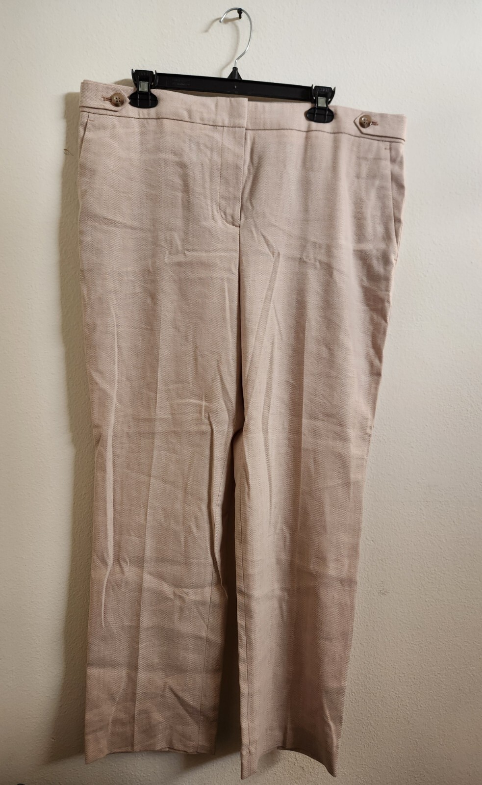 NWT Ann Taylor Women\'s Pants The Straight Beige Herringbone Mid-Rise Size 14 NWT Ann Taylor Women\'s Pants The Straight Beige Herringbone Mid-Rise Size 14