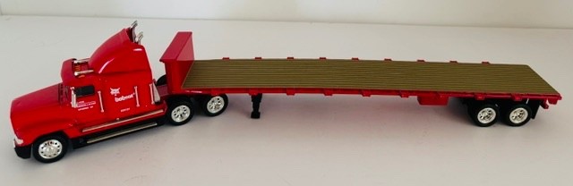 1:50 Melroe Bobcat Freightliner With Flatbed By Tonkin 1:50 Melroe Bobcat Freightliner With Flatbed By Tonkin