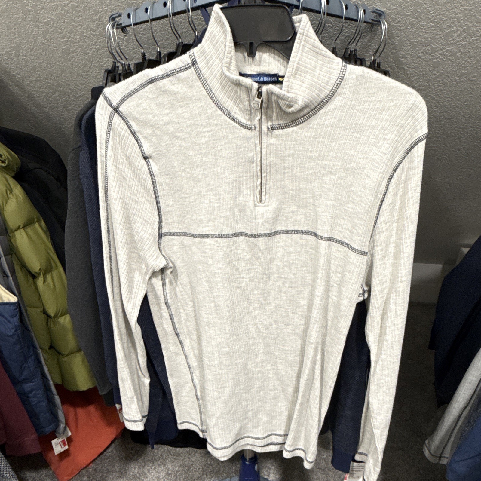 Vintage 1946 Light Gray With Navy Blue Stitching Size Large Vintage 1946 Light Gray With Navy Blue Stitching Size Large