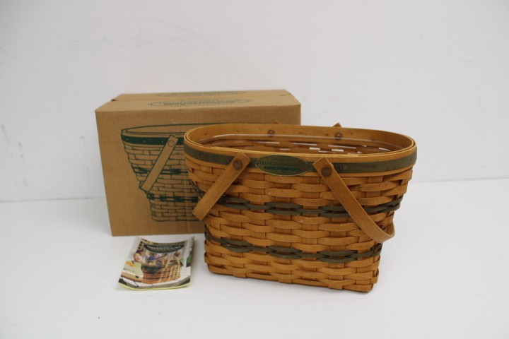 LONGABERGER 1997 Traditions Collection Fellowship Basket