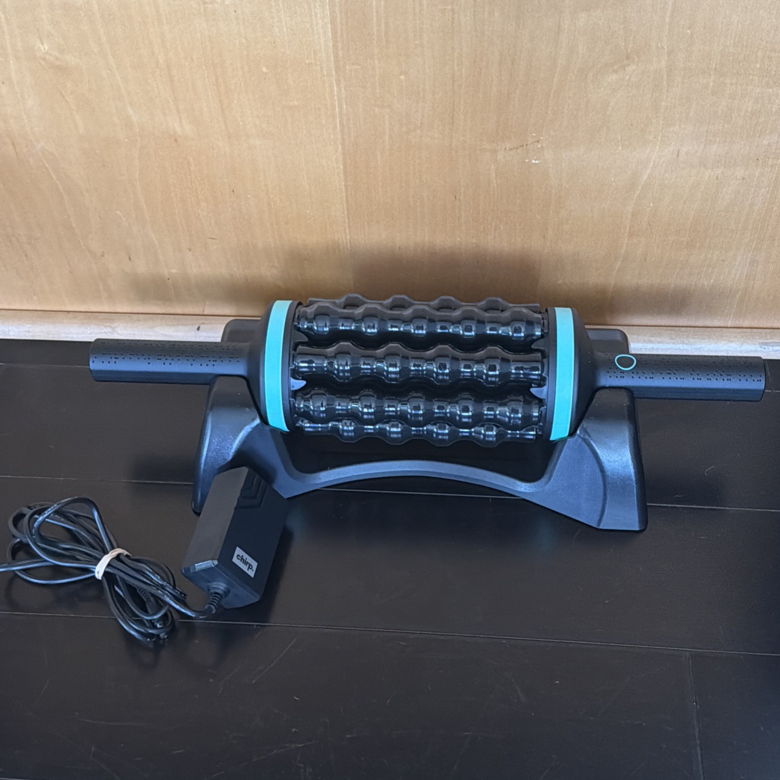 Chirp RPM Rolling Percussive Massager Powered Roller w/ Base Charger Tested Chirp RPM Rolling Percussive Massager Powered Roller w/ Base Charger Tested