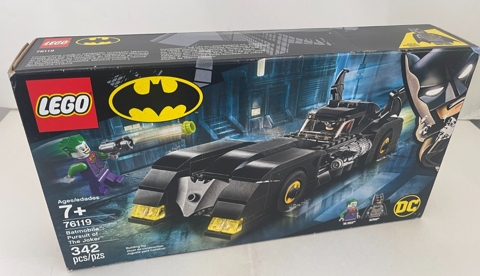 LEGO Super Heroes: Batmobile: Pursuit of The Joker (76119) - NIB LEGO Super Heroes: Batmobile: Pursuit of The Joker (76119) - NIB