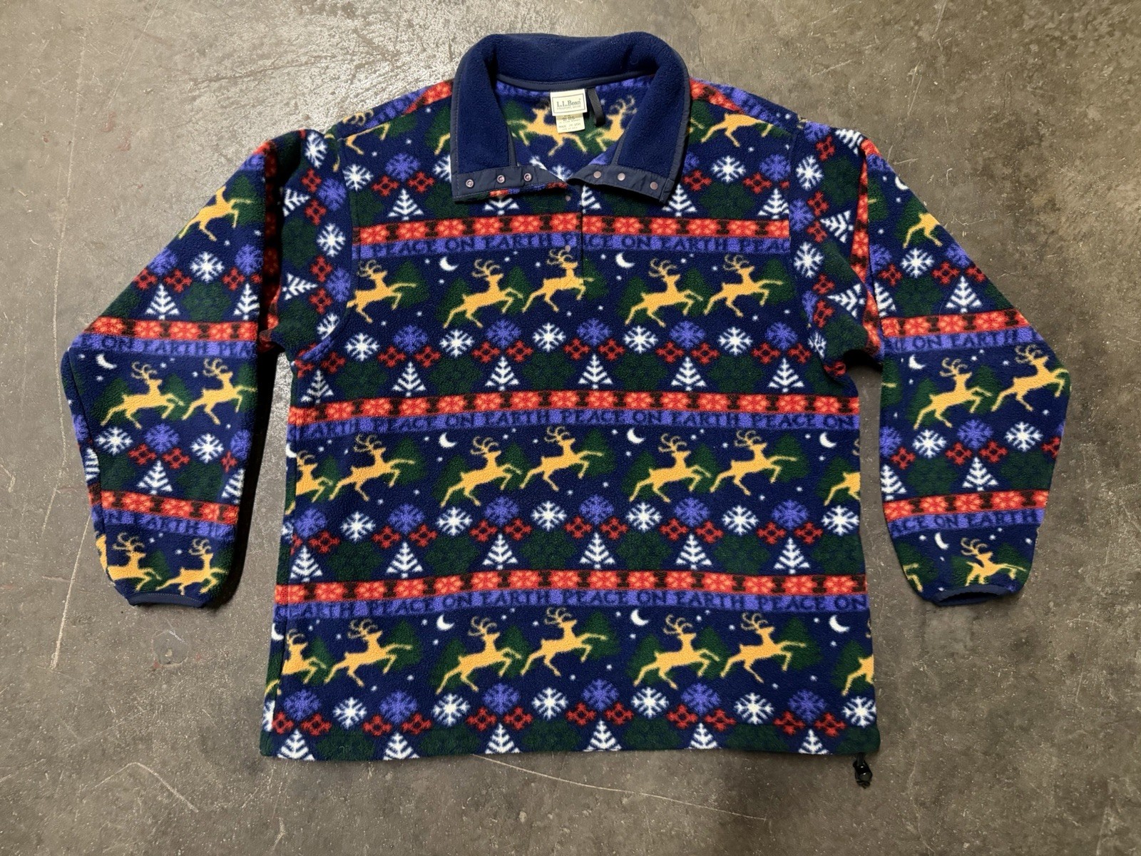 Vintage L.L. Bean Christmas Peace on Earth Snap Fleece Pullover L Grandma Vintage L.L. Bean Christmas Peace on Earth Snap Fleece Pullover L Grandma