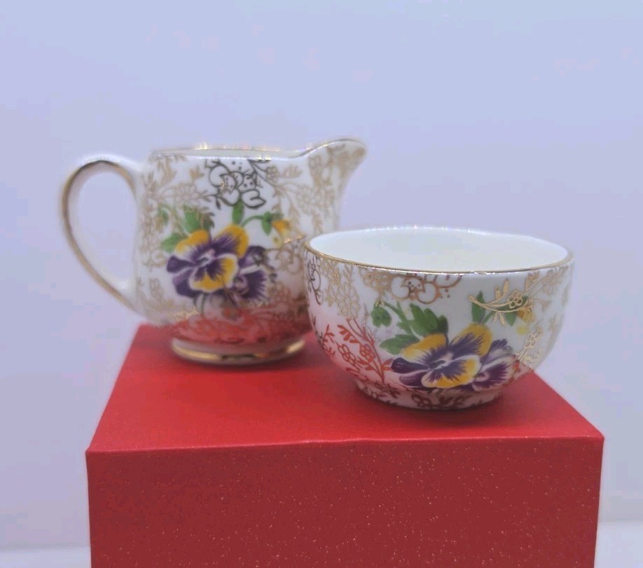 Vintage Ceramic Old Foley James Kent Ltd Staffordshire Mini Creamer & Bowl Set Vintage Ceramic Old Foley James Kent Ltd Staffordshire Mini Creamer & Bowl Set