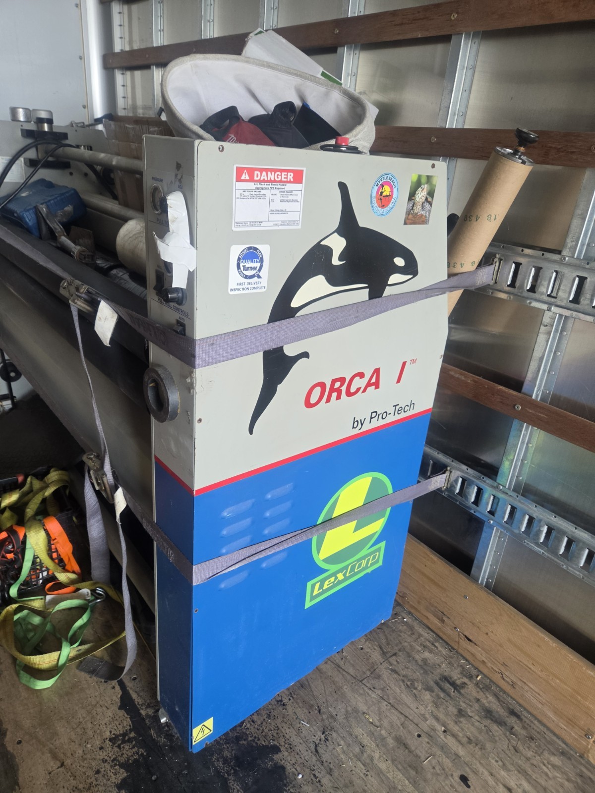 GBC PRO-TECH ORCA I 61″ HOT ROLL LAMINATOR – Roller Needs Repair GBC PRO-TECH ORCA I 61″ HOT ROLL LAMINATOR – Roller Needs Repair