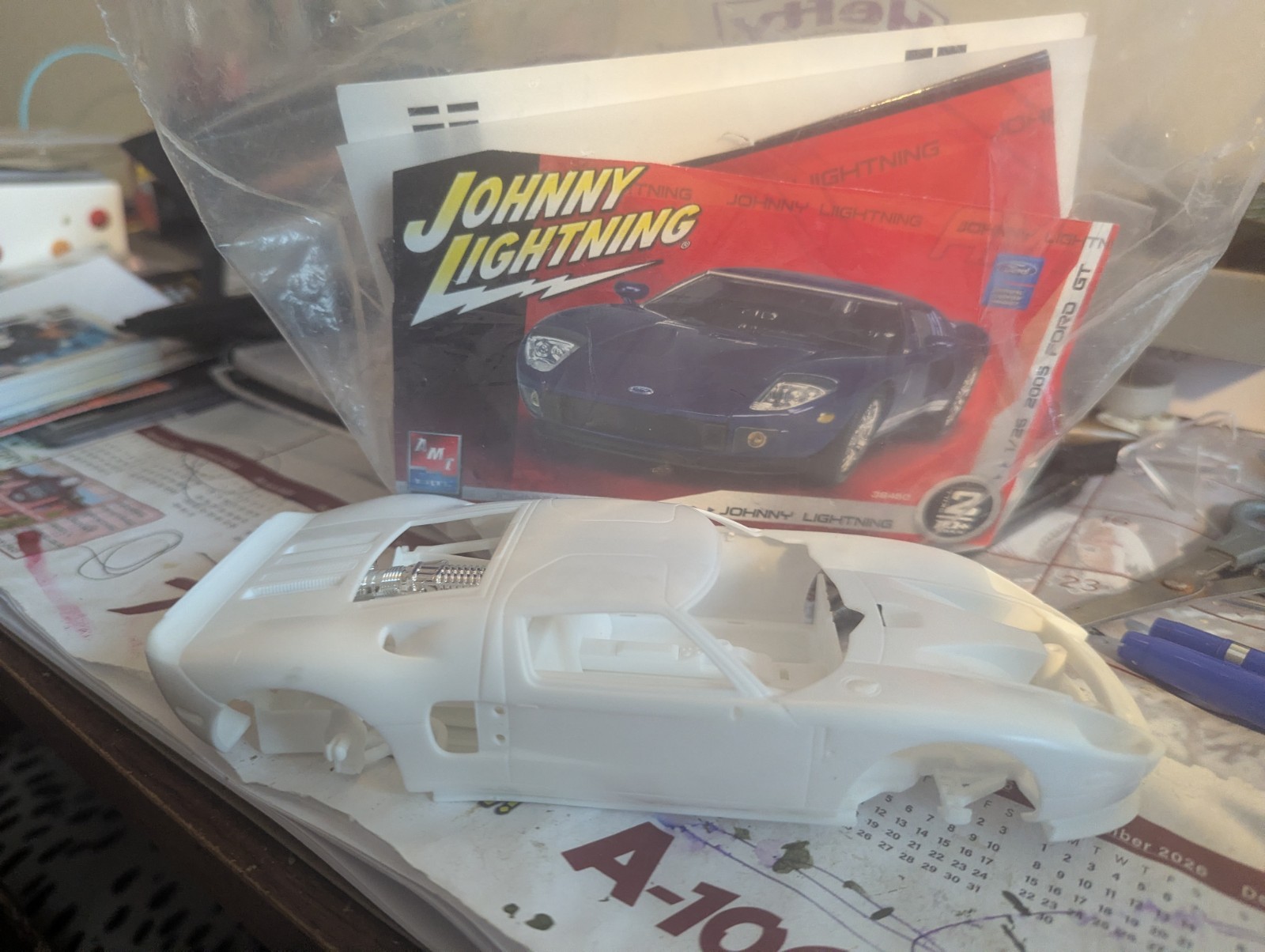 Plastic Model 2005 AMT Ford GT. Partially Assembled 1/25 Plastic Model 2005 AMT Ford GT. Partially Assembled 1/25