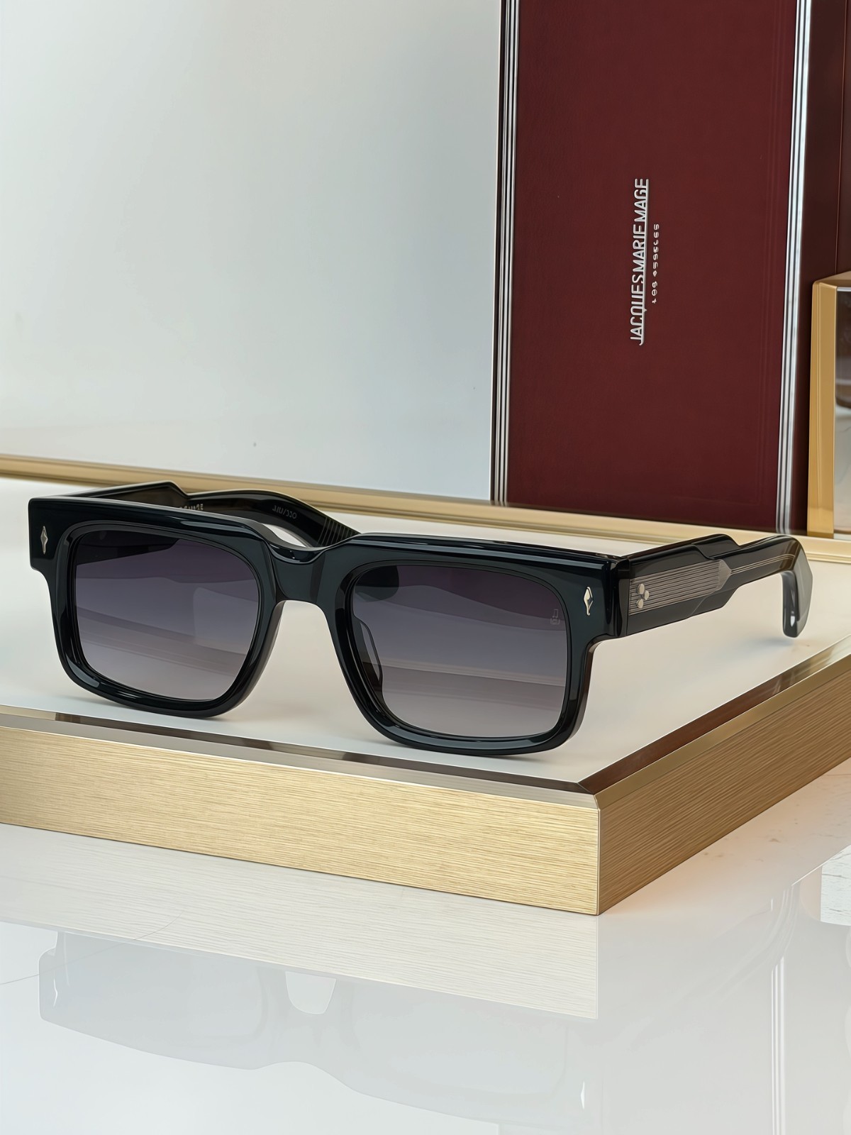 JACQUES MARIE MAGE Style Unisex Sunglasses - MODEL: HEMMINGS SIZE: 51口22 150 JACQUES MARIE MAGE Style Unisex Sunglasses - MODEL: HEMMINGS SIZE: 51口22 150