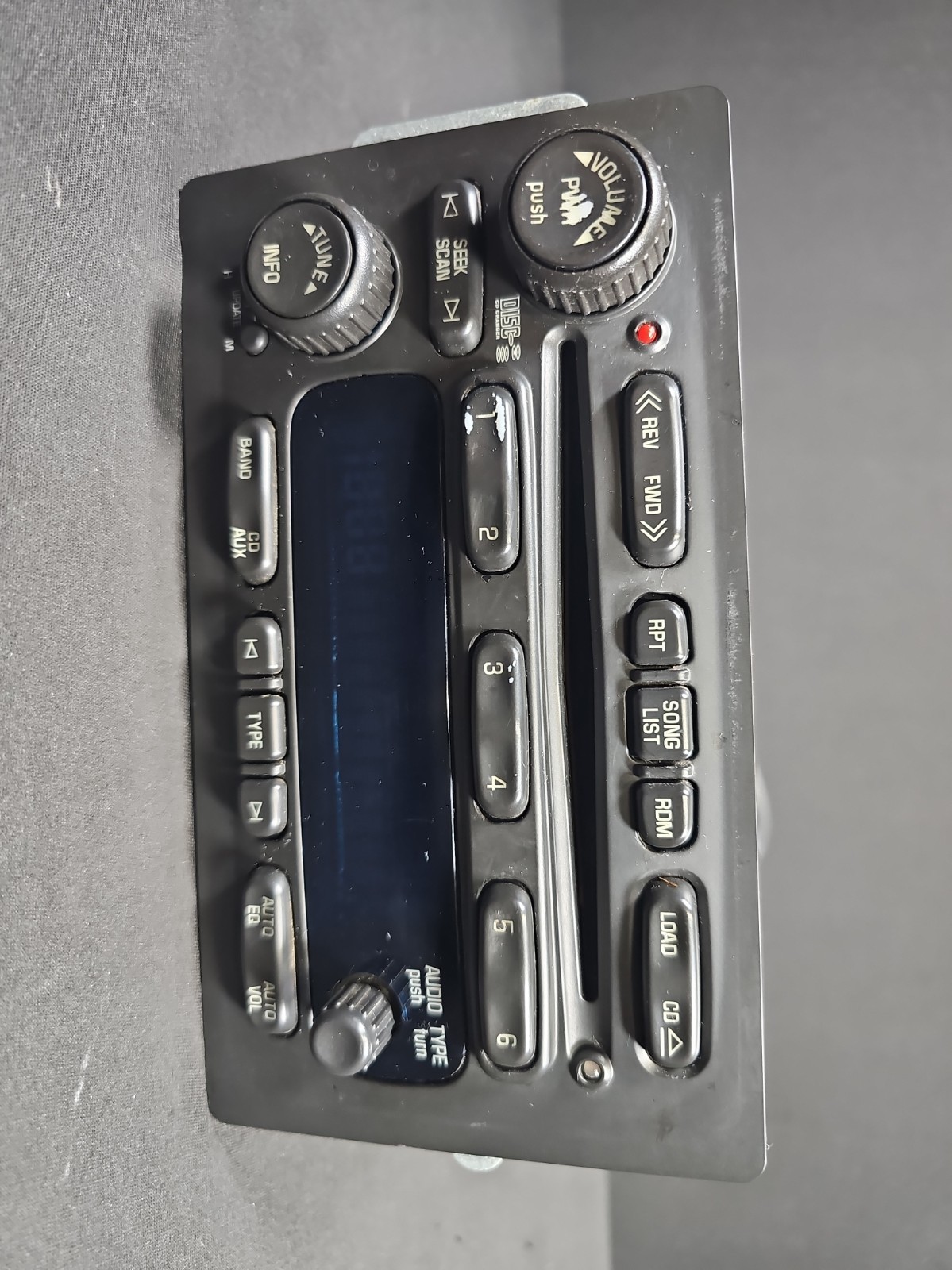 2003-2006 Hummer H2 Chevy Silverado Tahoe GMC Sierra Bose Disc Changer Radio OEM 2003-2006 Hummer H2 Chevy Silverado Tahoe GMC Sierra Bose Disc Changer Radio OEM