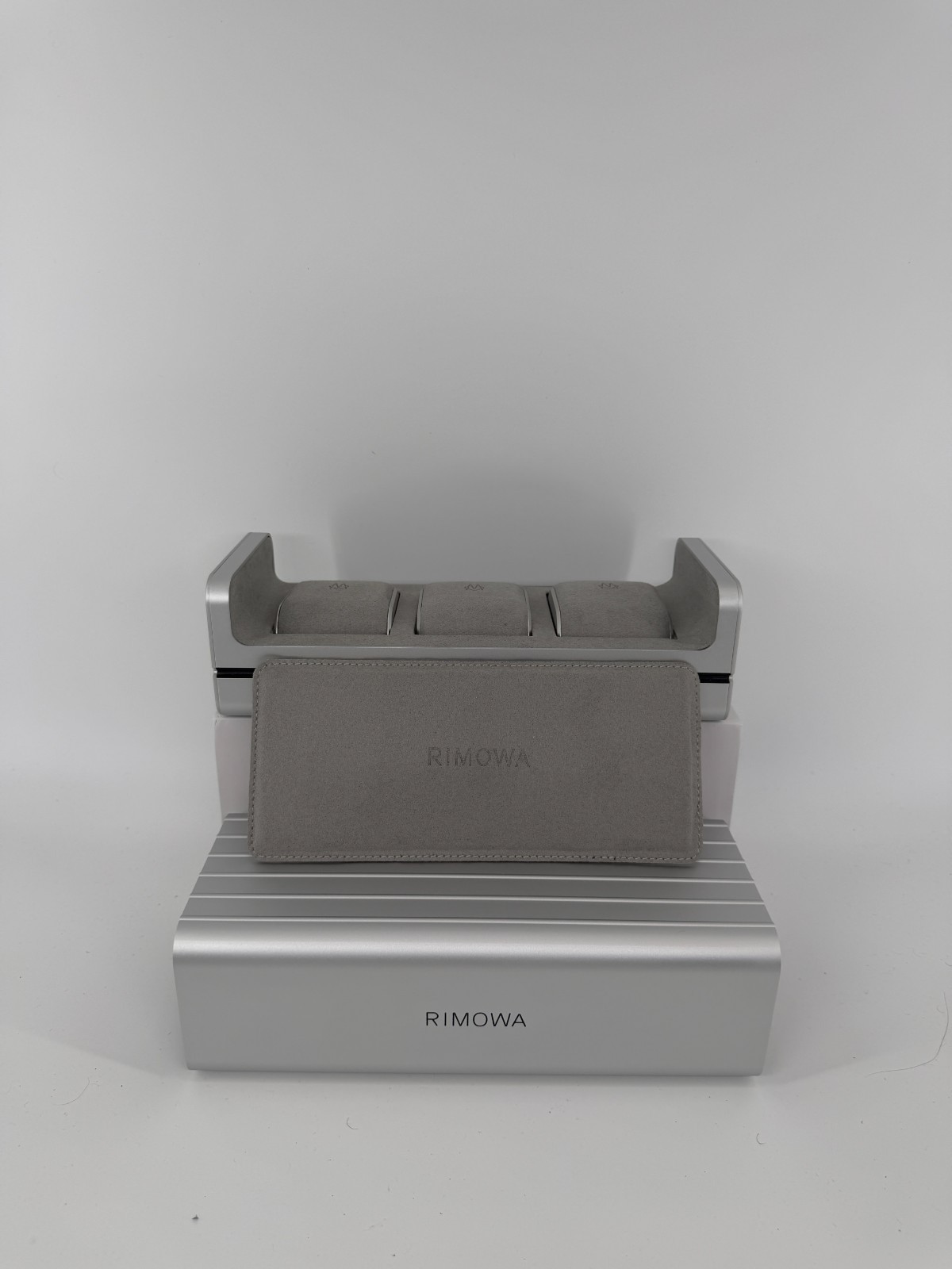 RIMOWA Aluminum Watch Case, Silver, 3 Watch Travel Roll Case, Germany Made NEW RIMOWA Aluminum Watch Case, Silver, 3 Watch Travel Roll Case, Germany Made NEW