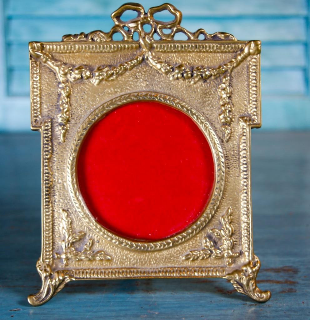 Vintage Louis XVI Style Tabletop Brass 7\