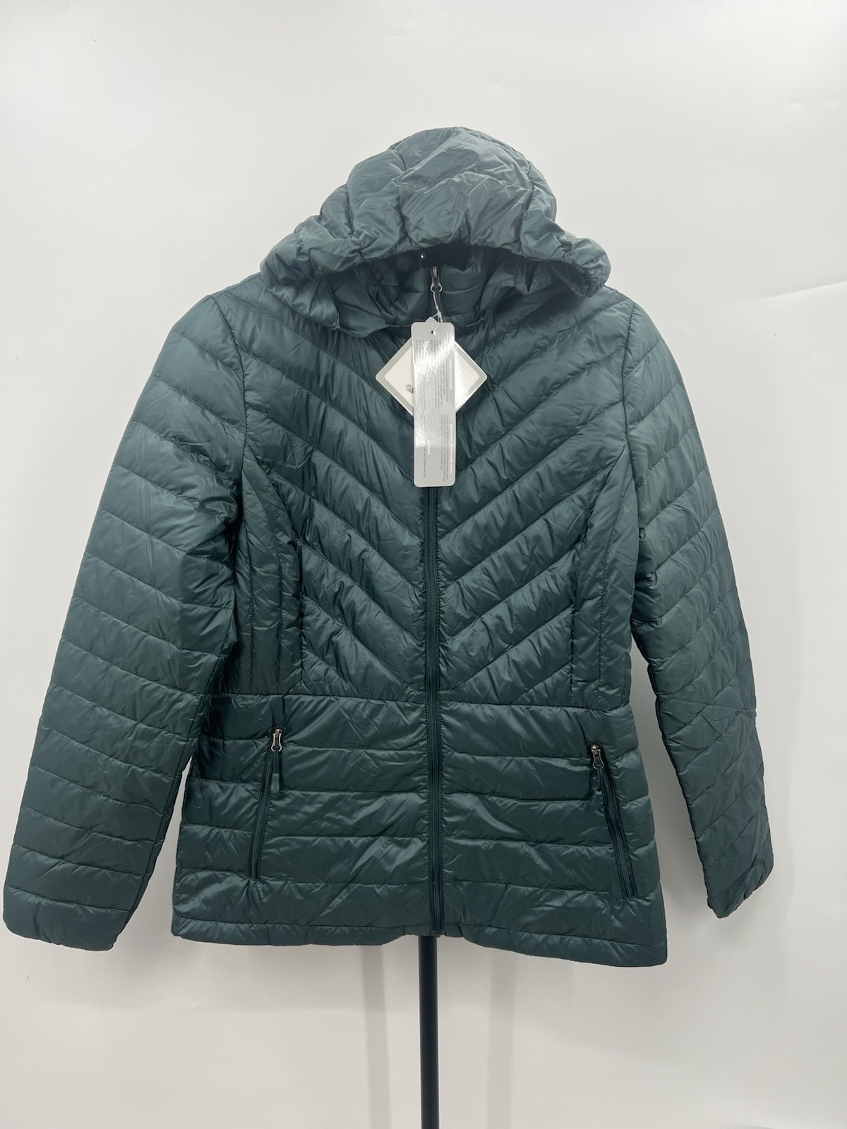 32 Degrees Heat Packable Puffer Jacket Hooded Chevron Quilted Green - S NWT 32 Degrees Heat Packable Puffer Jacket Hooded Chevron Quilted Green - S NWT