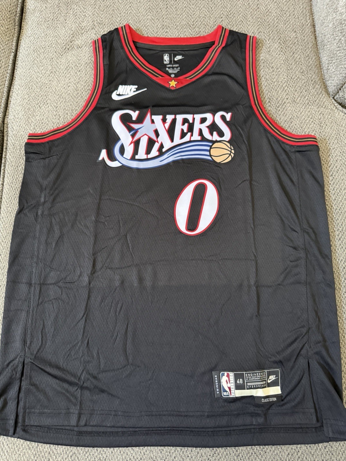 Tyrese Maxey Philadelphia 76ers Nike NBA Jersey Classic Edition L New Tyrese Maxey Philadelphia 76ers Nike NBA Jersey Classic Edition L New
