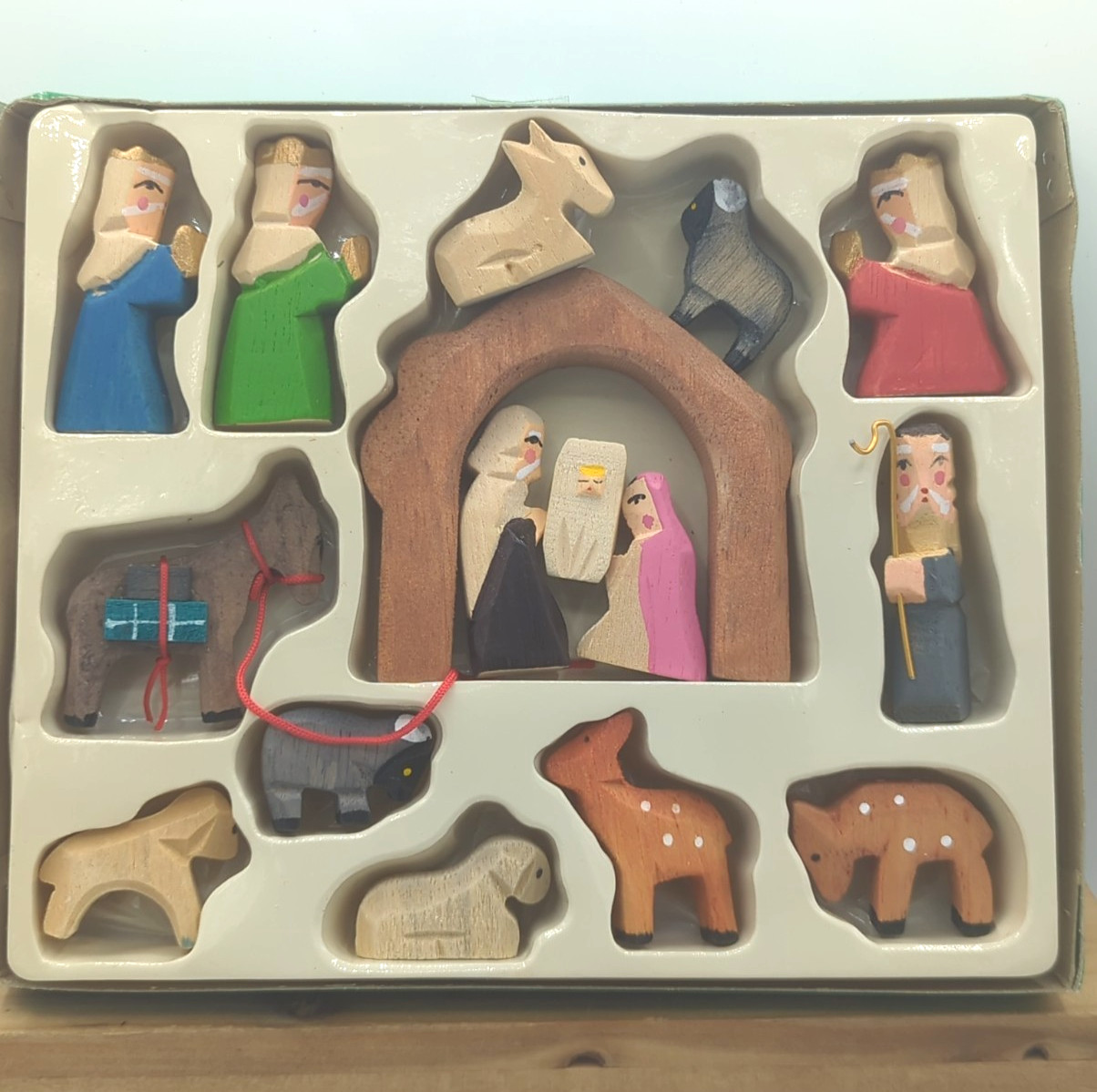 Vintage Lillian Vernon Wood Nativity Set 1988 Hand Painted Christmas Manger Mini Vintage Lillian Vernon Wood Nativity Set 1988 Hand Painted Christmas Manger Mini