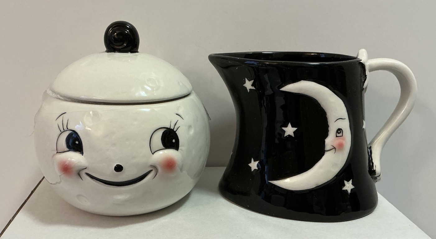 CARNIVAL COTTAGE JOHANNA PARKER LUNA MOON SUGAR & CREAMER SET ADORABLE RARE