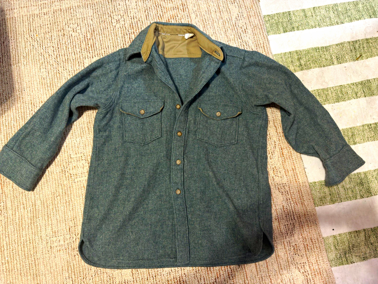 Vintage Woolrich Green wool blend shirt jacket tags removed Size M/L Vintage Woolrich Green wool blend shirt jacket tags removed Size M/L