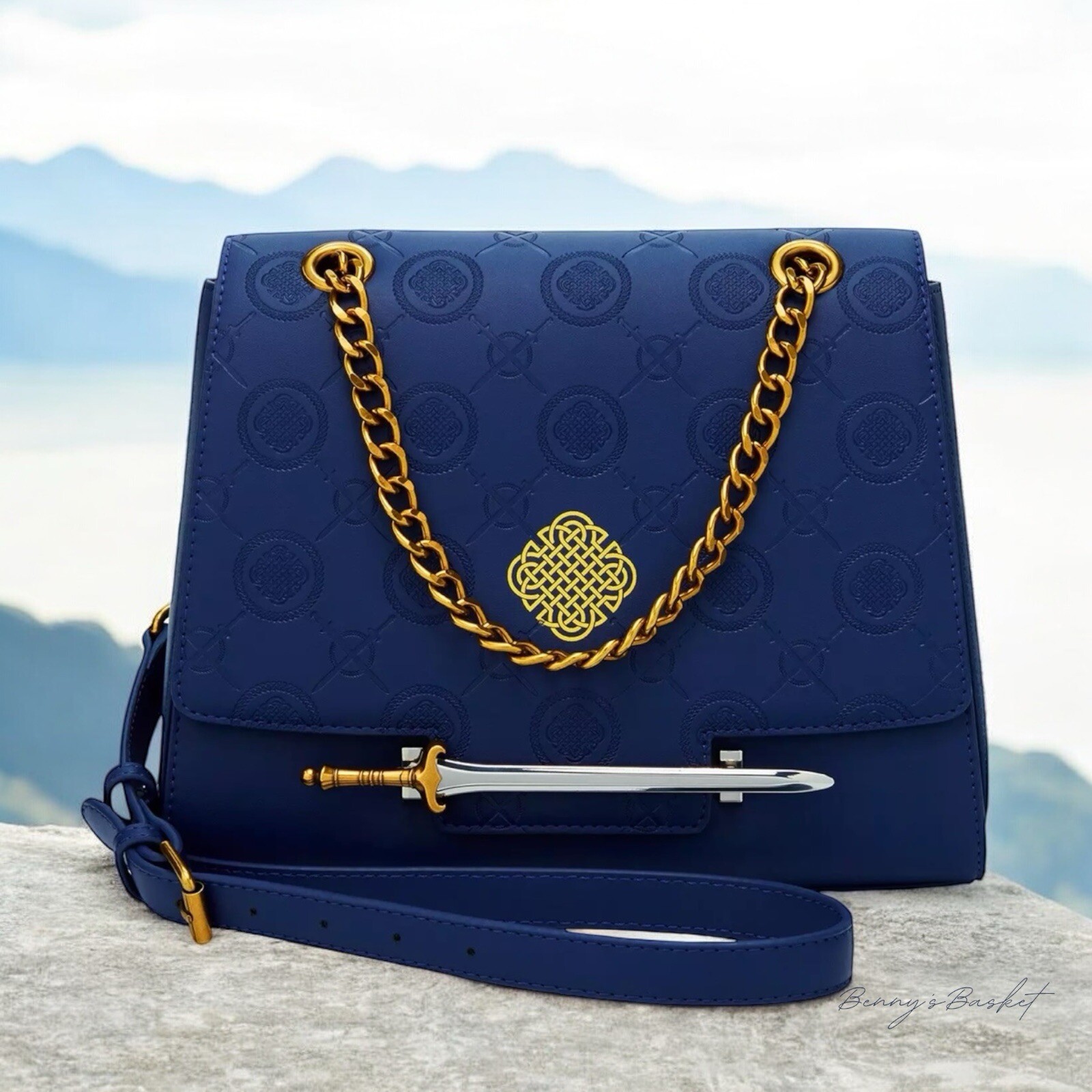 Loungefly WB LOTR THE WAR OF THE ROHIRRIM CROSSBODY Lord Of The Rings
