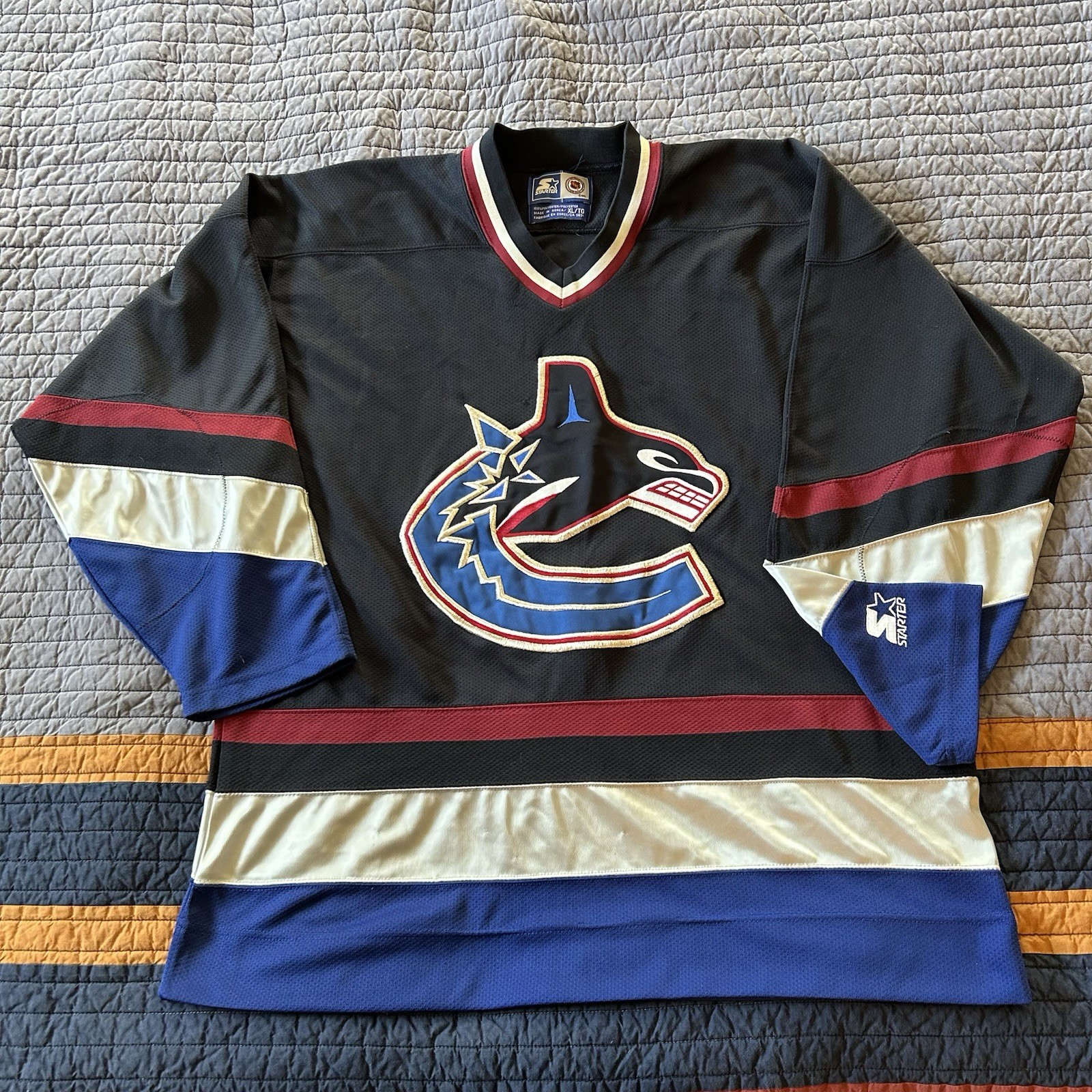 Vintage Vancouver Canucks Jersey Large 90s Starter Orca Logo NHL Blank Hockey Vintage Vancouver Canucks Jersey Large 90s Starter Orca Logo NHL Blank Hockey