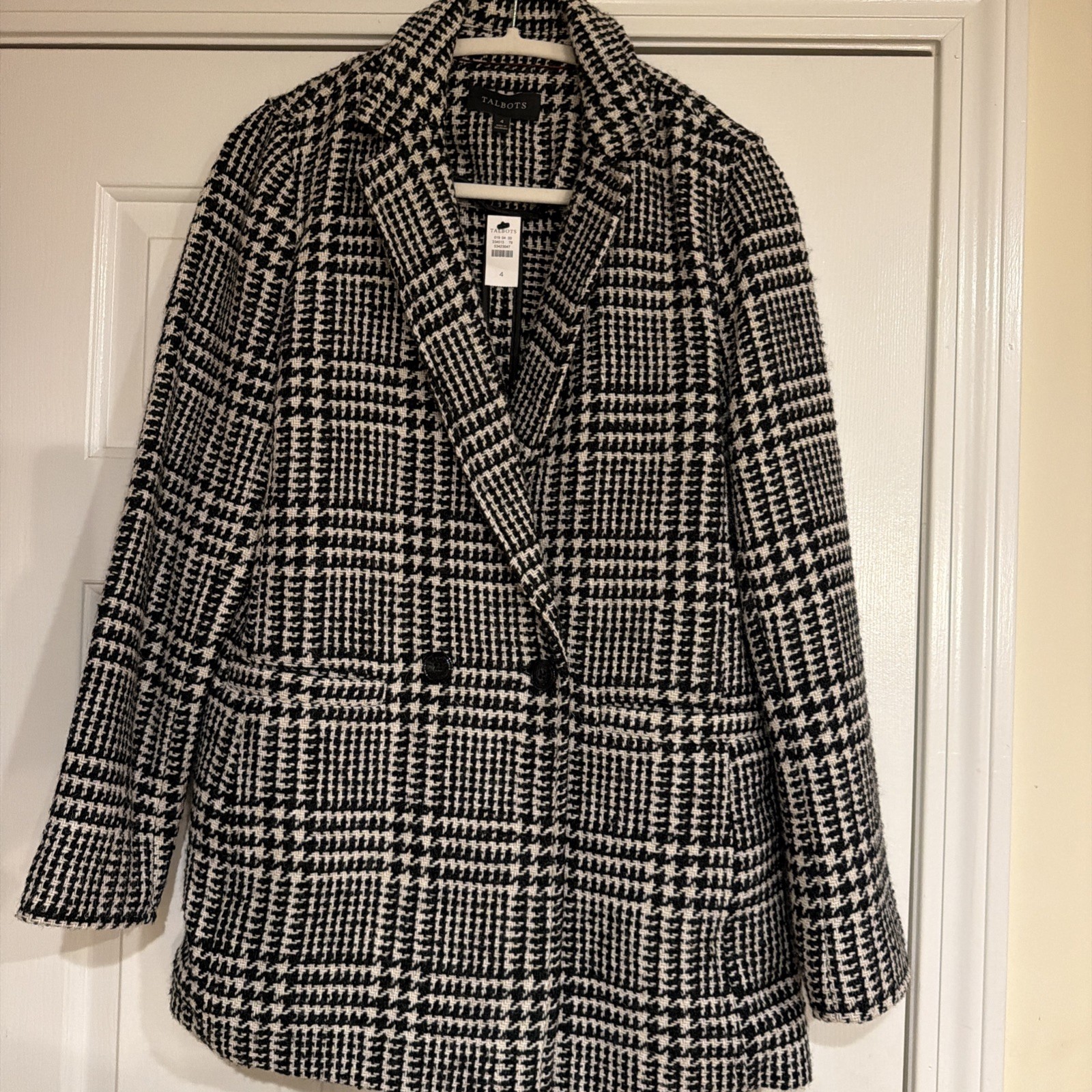NEW Talbots Wool Houndstooth Blazer Jacket sz 4 Plaid Double Breasted Classic NEW Talbots Wool Houndstooth Blazer Jacket sz 4 Plaid Double Breasted Classic