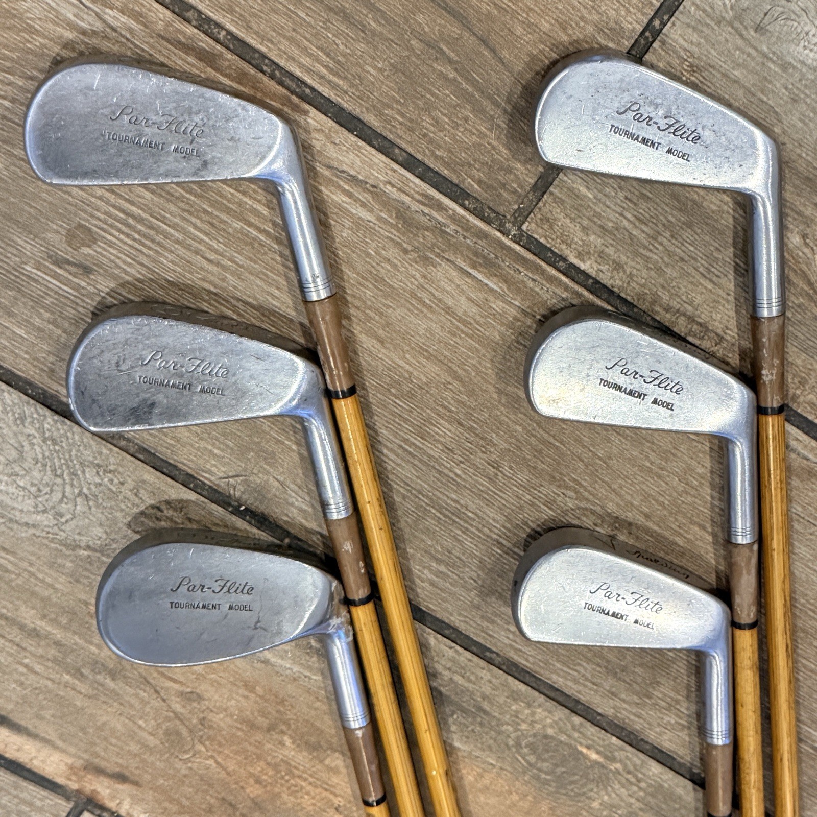 Vintage Spalding Par-Flite Tournament Model Iron Set Bamboo Shaft 2-6, 9 Iron RH Vintage Spalding Par-Flite Tournament Model Iron Set Bamboo Shaft 2-6, 9 Iron RH