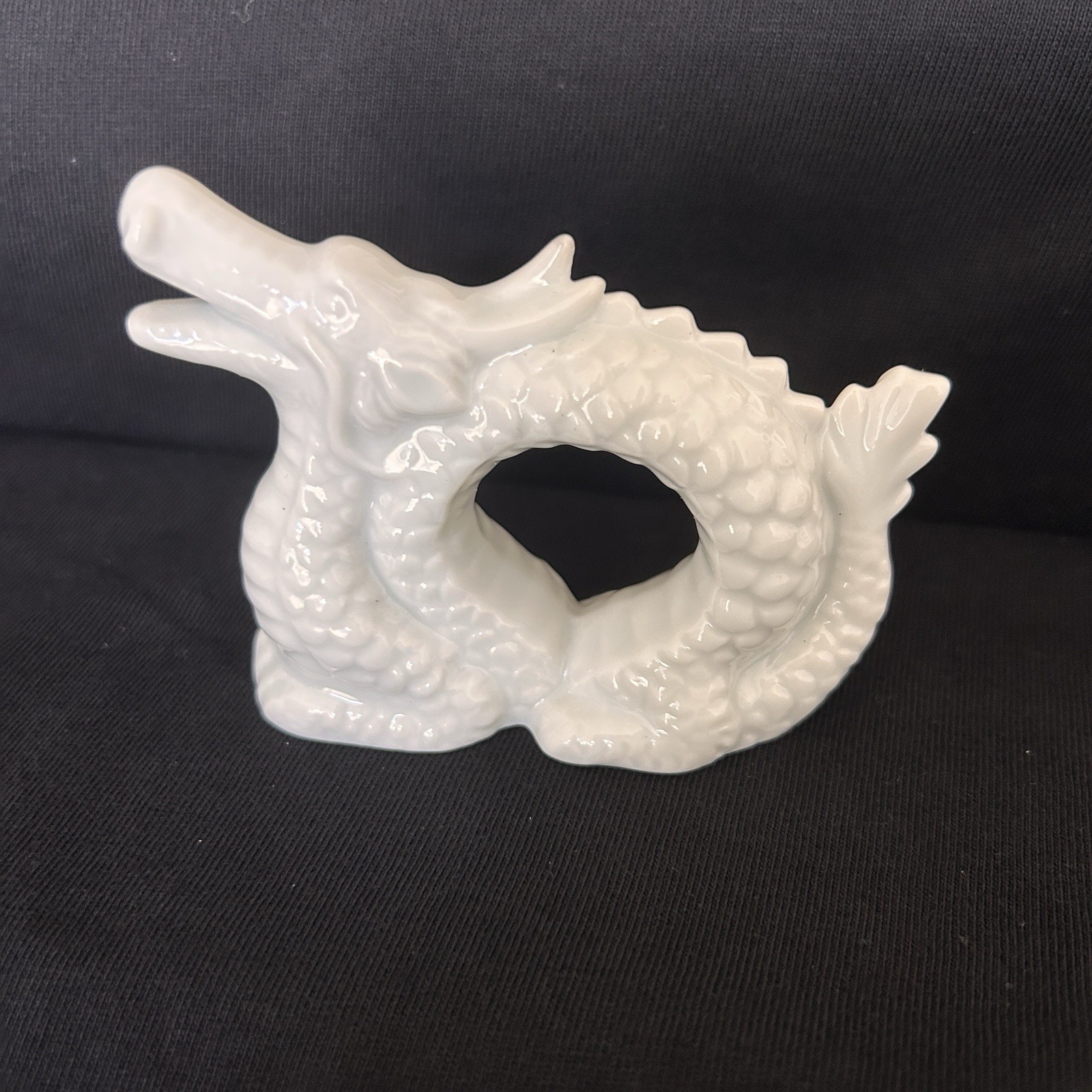 Vintage Pier 1 Ceramic Porcelain Dragon Napkin Rings White - Set of 7 Vintage Pier 1 Ceramic Porcelain Dragon Napkin Rings White - Set of 7
