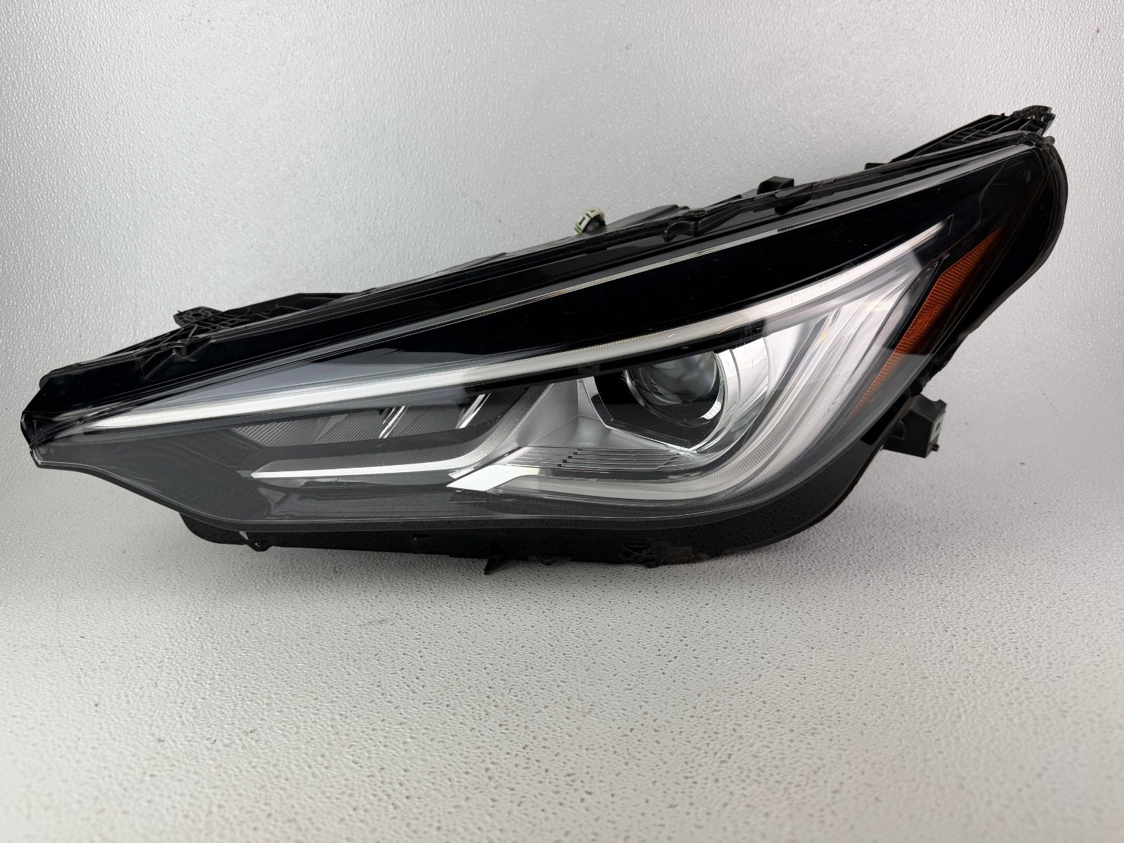 2019-2025 Infiniti QX50 Headlight LH Left Driver Side LED w/o Adaptive OEM