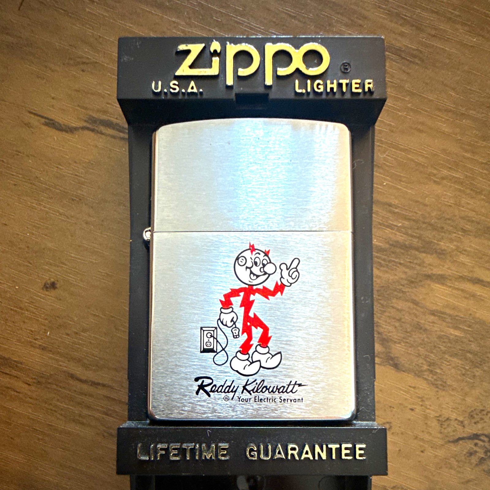Vintage Zippo USA Reddy Kilowatt Vintage Zippo USA Reddy Kilowatt