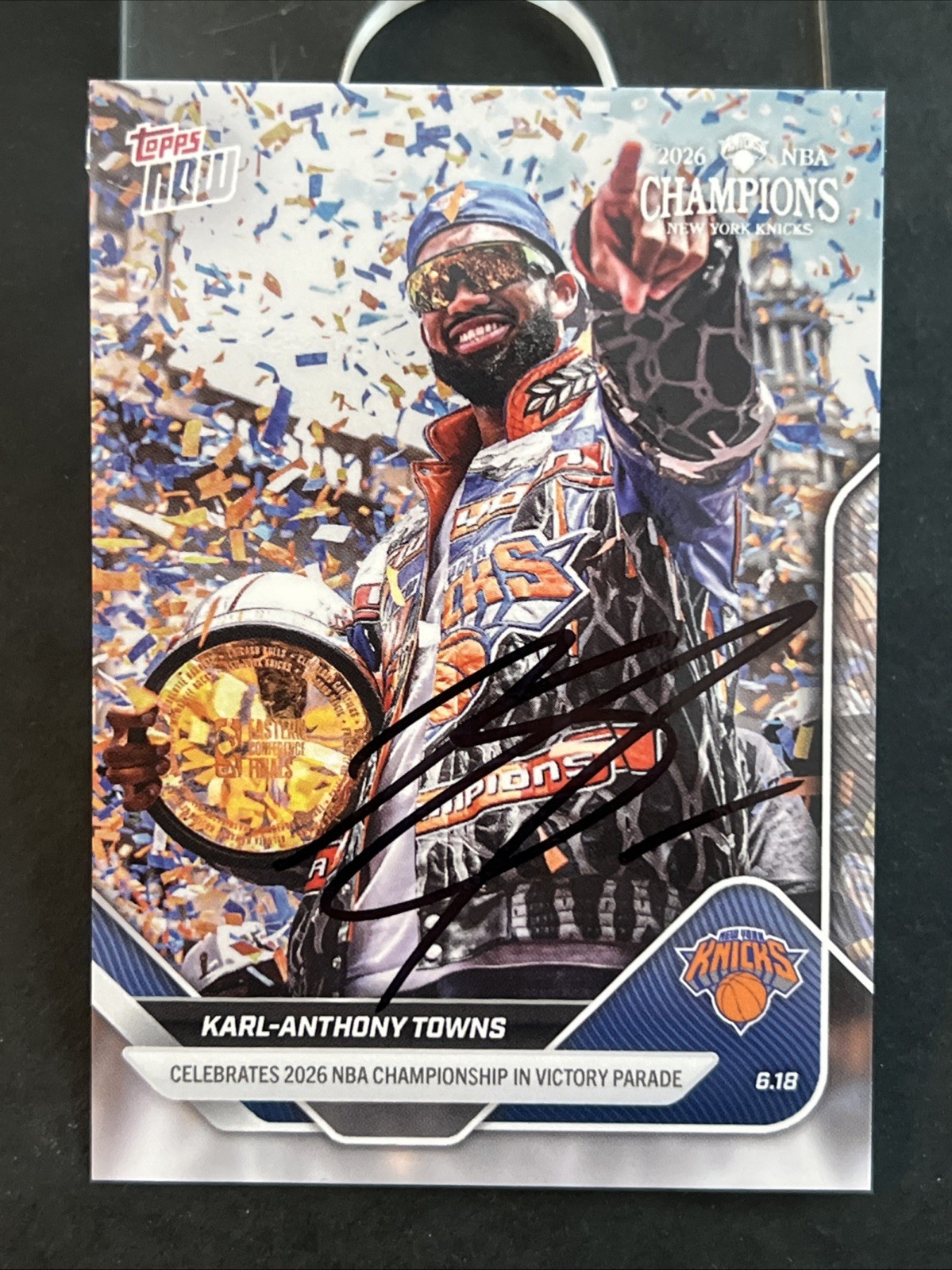 2026 Topps KAT Karl-Antony Towns On Card Auto FanFest NY Knicks Champions 2026 Topps KAT Karl-Antony Towns On Card Auto FanFest NY Knicks Champions