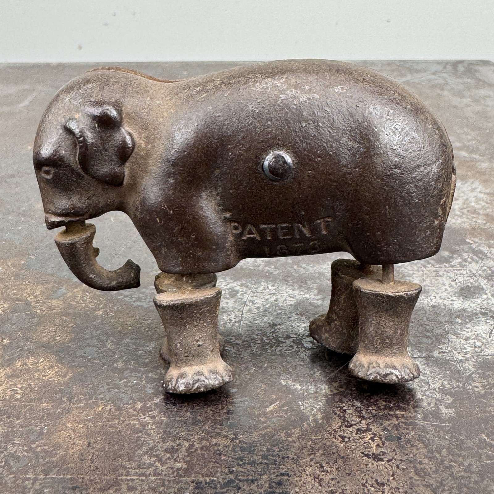 Antique IVES TOY Co. Cast Iron Ramp Walking Elephant Toy Patent 1873