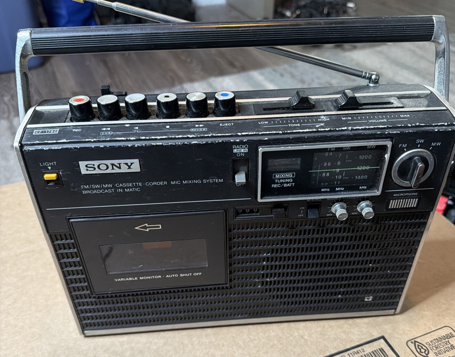 SONY CF-1780 Radio Cassette Recorder Boombox FM AM SW Serviced Rare Free Vintage SONY CF-1780 Radio Cassette Recorder Boombox FM AM SW Serviced Rare Free Vintage