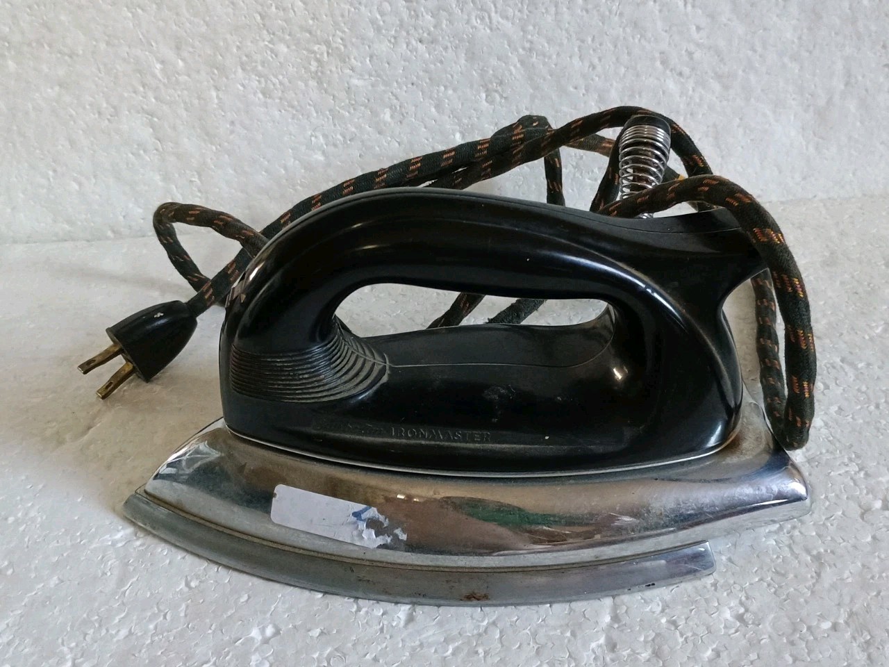 Vintage Sunbeam Ironmaster Electric Iron Model A-4 Chrome Bakelite Works