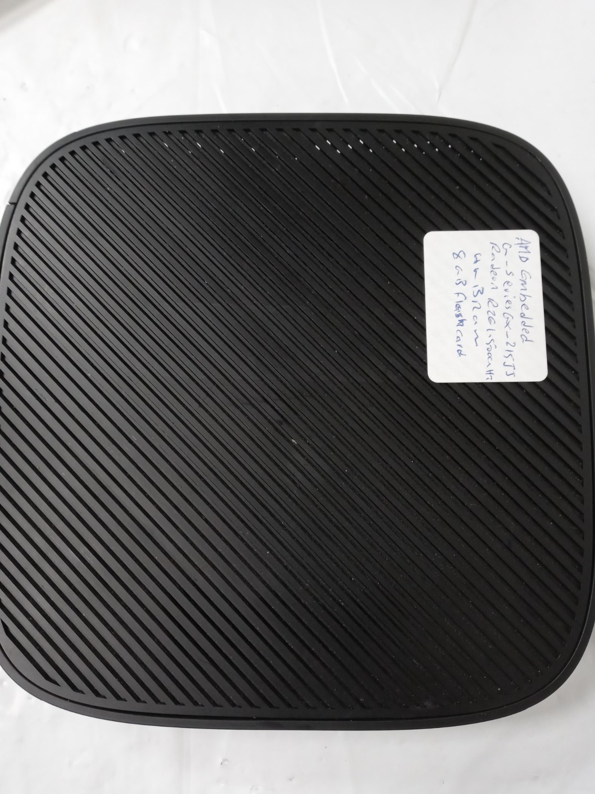 HP T530 THIN CLIENT AMD G-SERIES GX-215JJ 1.50GHZ 0GB SSD 8GB RAM No OS NO ADAPT HP T530 THIN CLIENT AMD G-SERIES GX-215JJ 1.50GHZ 0GB SSD 8GB RAM No OS NO ADAPT
