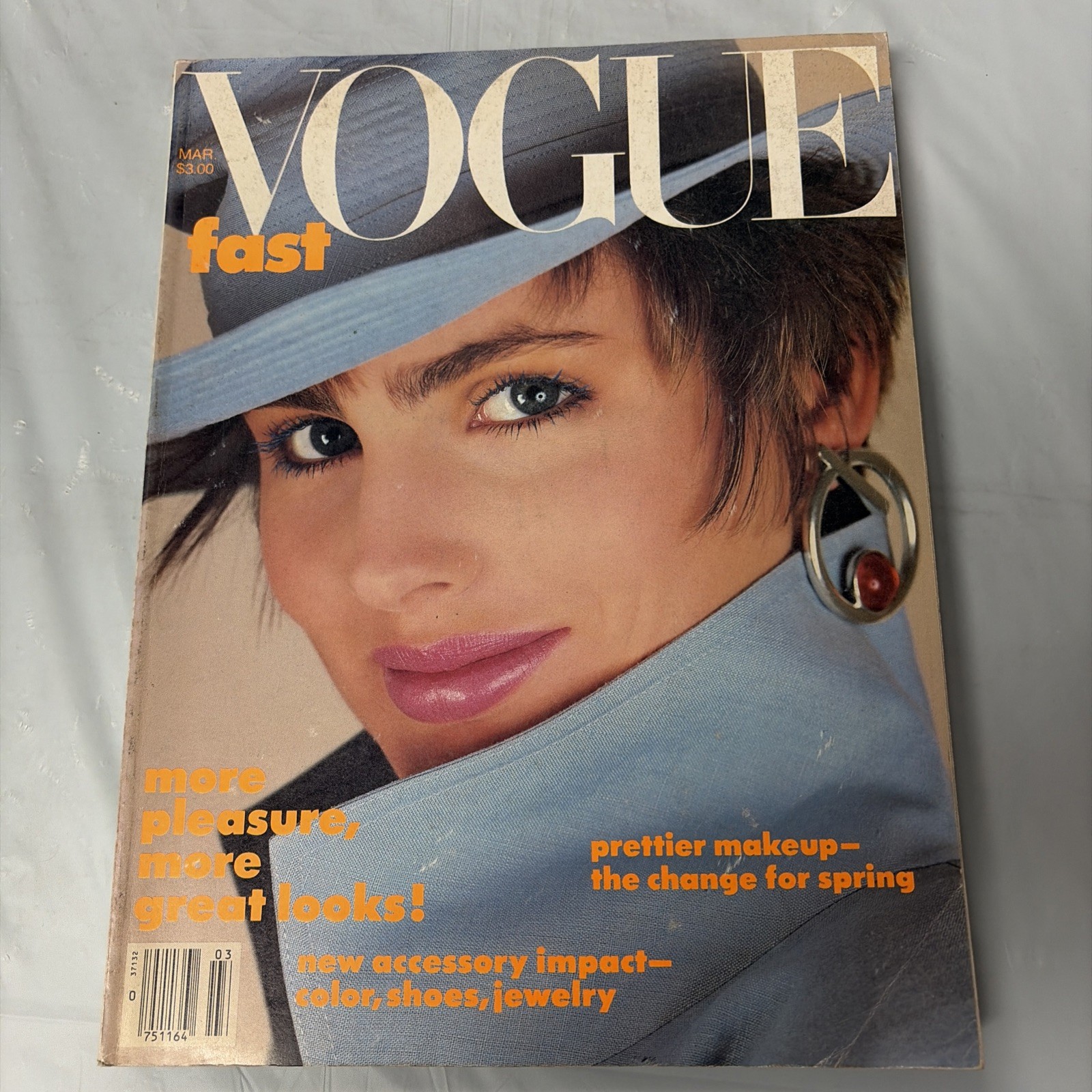 Vintage 80\'s March 1985 Vogue Magazine Alexa Singer Cover by Richard Avedon Vintage 80\'s March 1985 Vogue Magazine Alexa Singer Cover by Richard Avedon