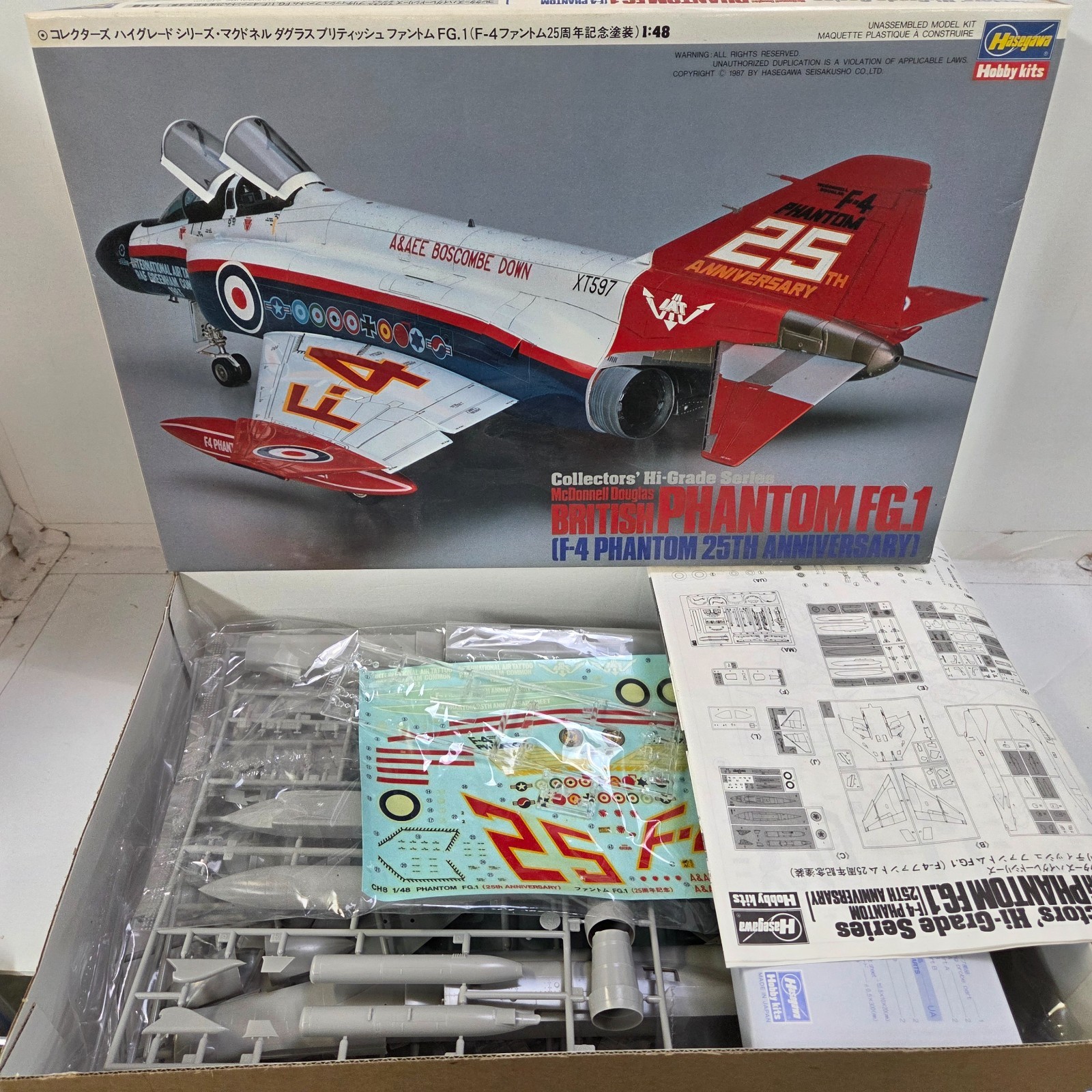 Hasegawa McDonnell Douglas British Phantom FG.1 25th Anniversary Model Kit 1/48 Hasegawa McDonnell Douglas British Phantom FG.1 25th Anniversary Model Kit 1/48