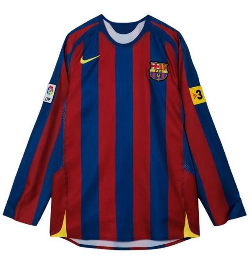 FC Barcelona 2005/06 Jersey – Ronaldinho #10 – Long Sleeve – Size XL FC Barcelona 2005/06 Jersey – Ronaldinho #10 – Long Sleeve – Size XL