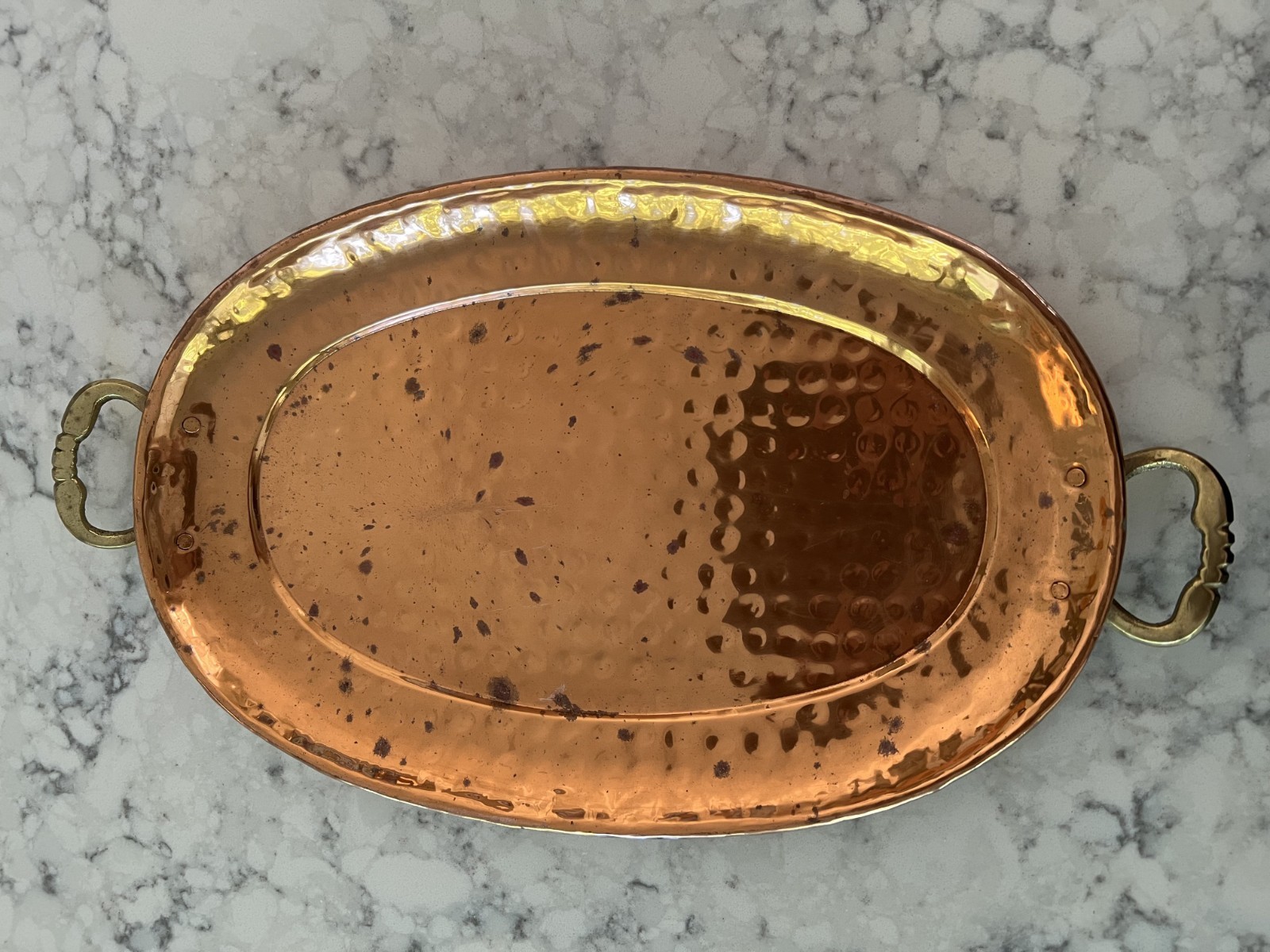 Vintage Solid Hammered Copper Oval Tray w/ Brass Handles Patina 9”x16” India Vintage Solid Hammered Copper Oval Tray w/ Brass Handles Patina 9”x16” India