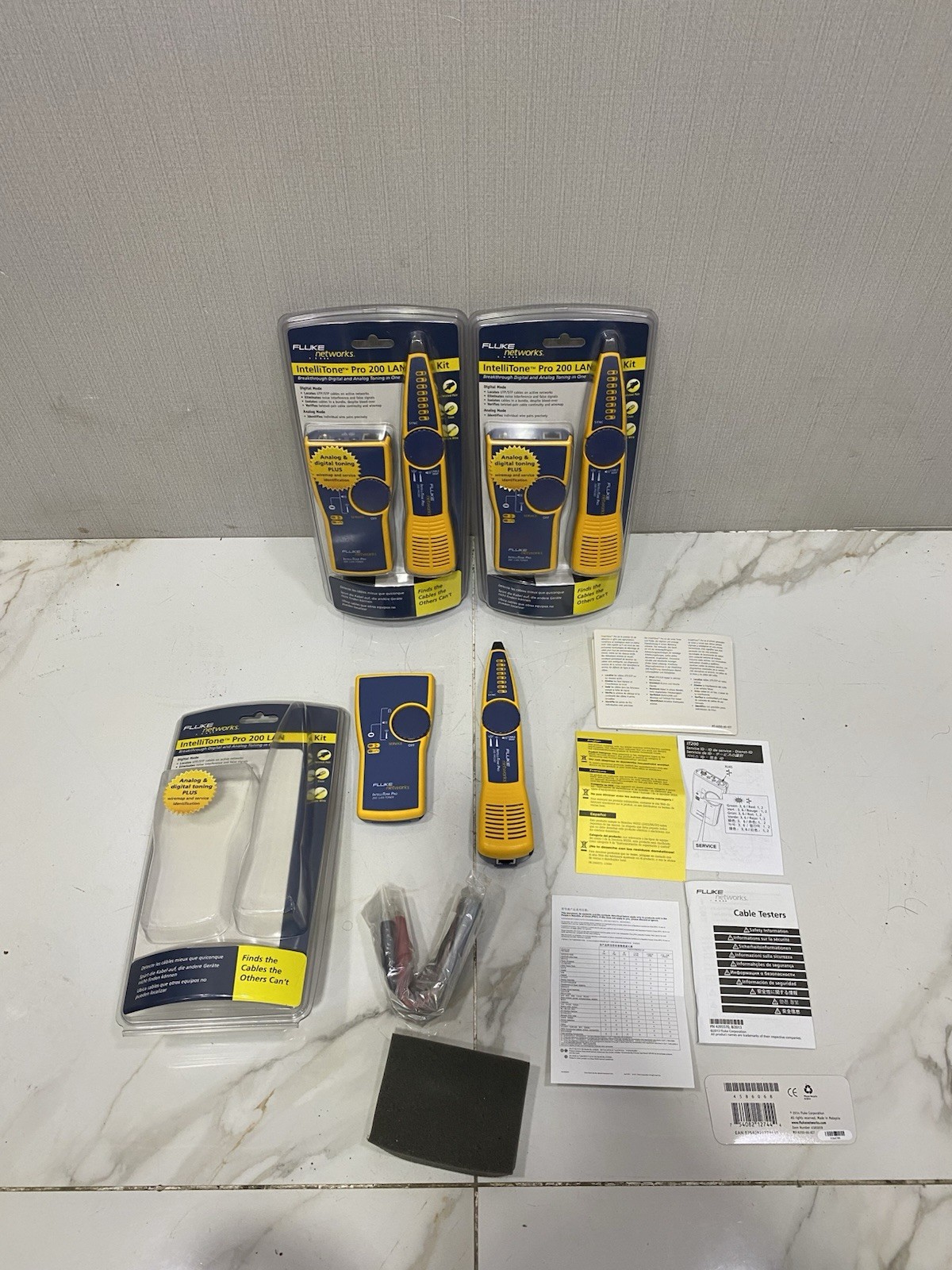 Fluke Networks IntelliTone Pro 200 LAN Kit