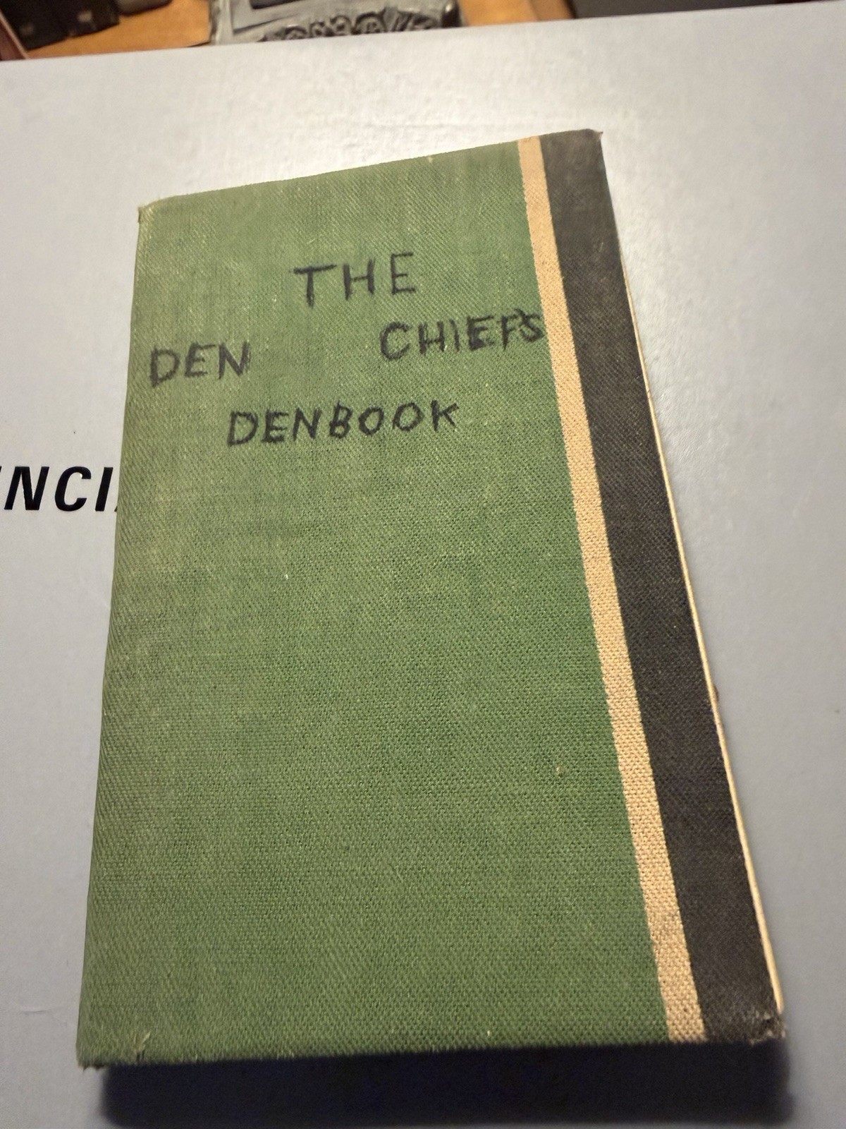 The Den Chiefs Denbook 1937 First Edition Cool Cover Rare Book