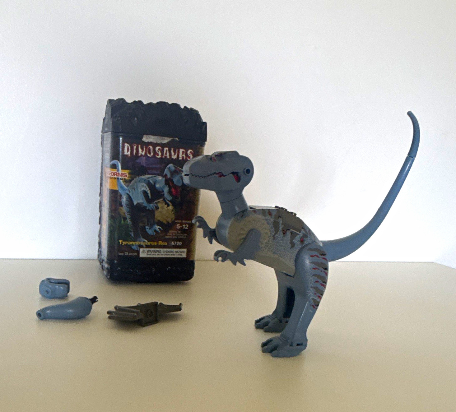 LEGO Dinosaurs Dino Tyrannosaurus Rex Set 6720 23 pcs Canister w/ Box LEGO Dinosaurs Dino Tyrannosaurus Rex Set 6720 23 pcs Canister w/ Box