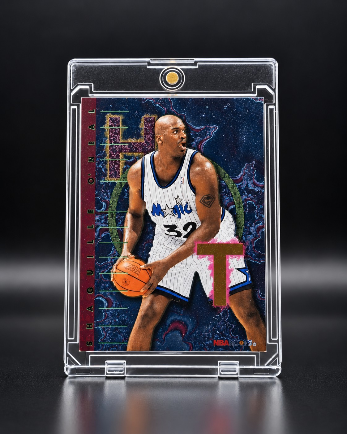 SkyBox 1995-96 NBA Hoops Hot List Shaquille O'Neal #8 - Orlando Magic SkyBox 1995-96 NBA Hoops Hot List Shaquille O'Neal #8 - Orlando Magic
