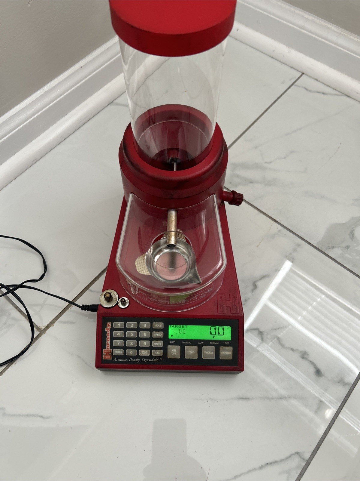 HORNADY LOCK-N- LOAD AUTO CHARGE DIGITAL POWDER SCALE AND DISPENSER, # 050068 HORNADY LOCK-N- LOAD AUTO CHARGE DIGITAL POWDER SCALE AND DISPENSER, # 050068