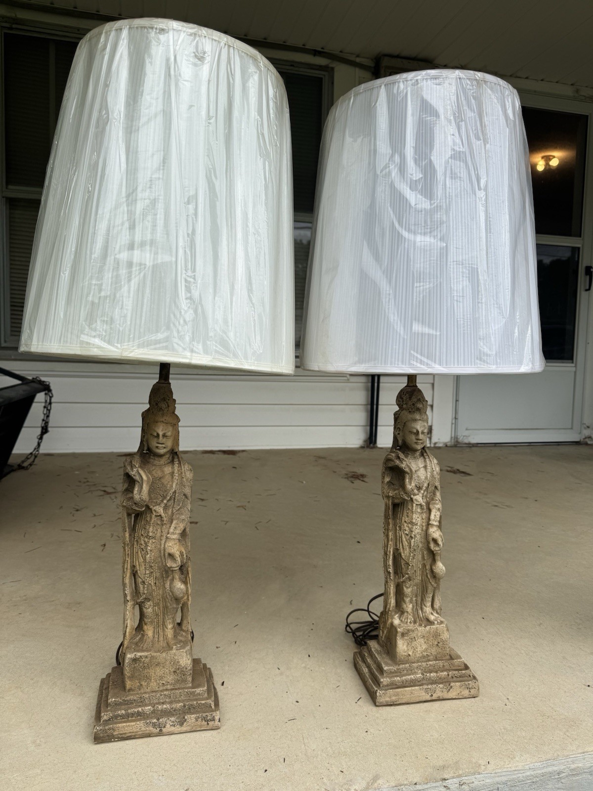 vintage mid-century modern Hollywood Regency Guanyin (Kuan Yin) figural lamps