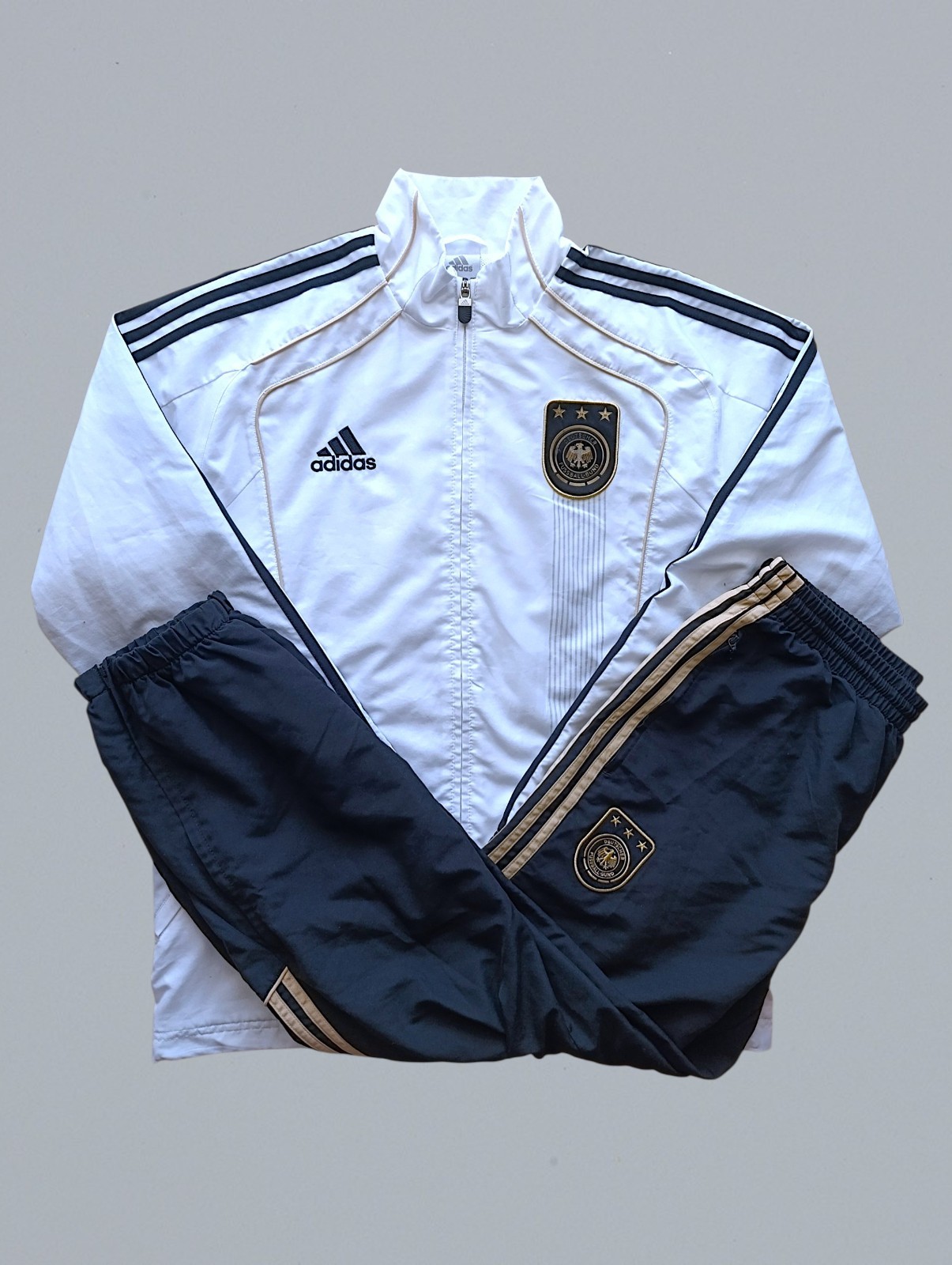 Vintage 2010 Adidas Germany National Team World Cup Baggy Tracksuit Men’s Medium Vintage 2010 Adidas Germany National Team World Cup Baggy Tracksuit Men’s Medium