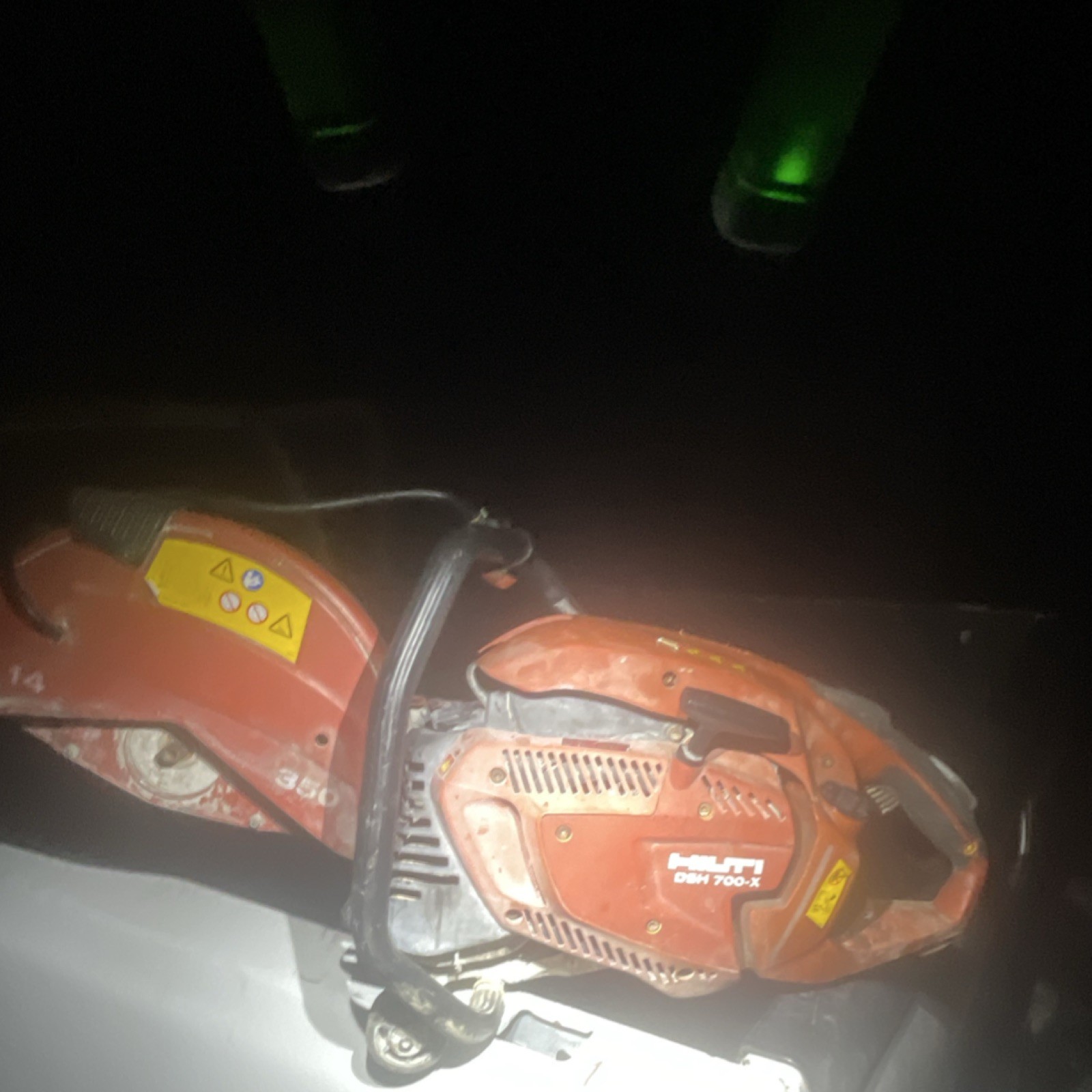 Hilti DSH 700-X Handheld Gasoline Cut-Off Saw 14\'\' Blade Handheld - Cut-Off Tool Hilti DSH 700-X Handheld Gasoline Cut-Off Saw 14\'\' Blade Handheld - Cut-Off Tool