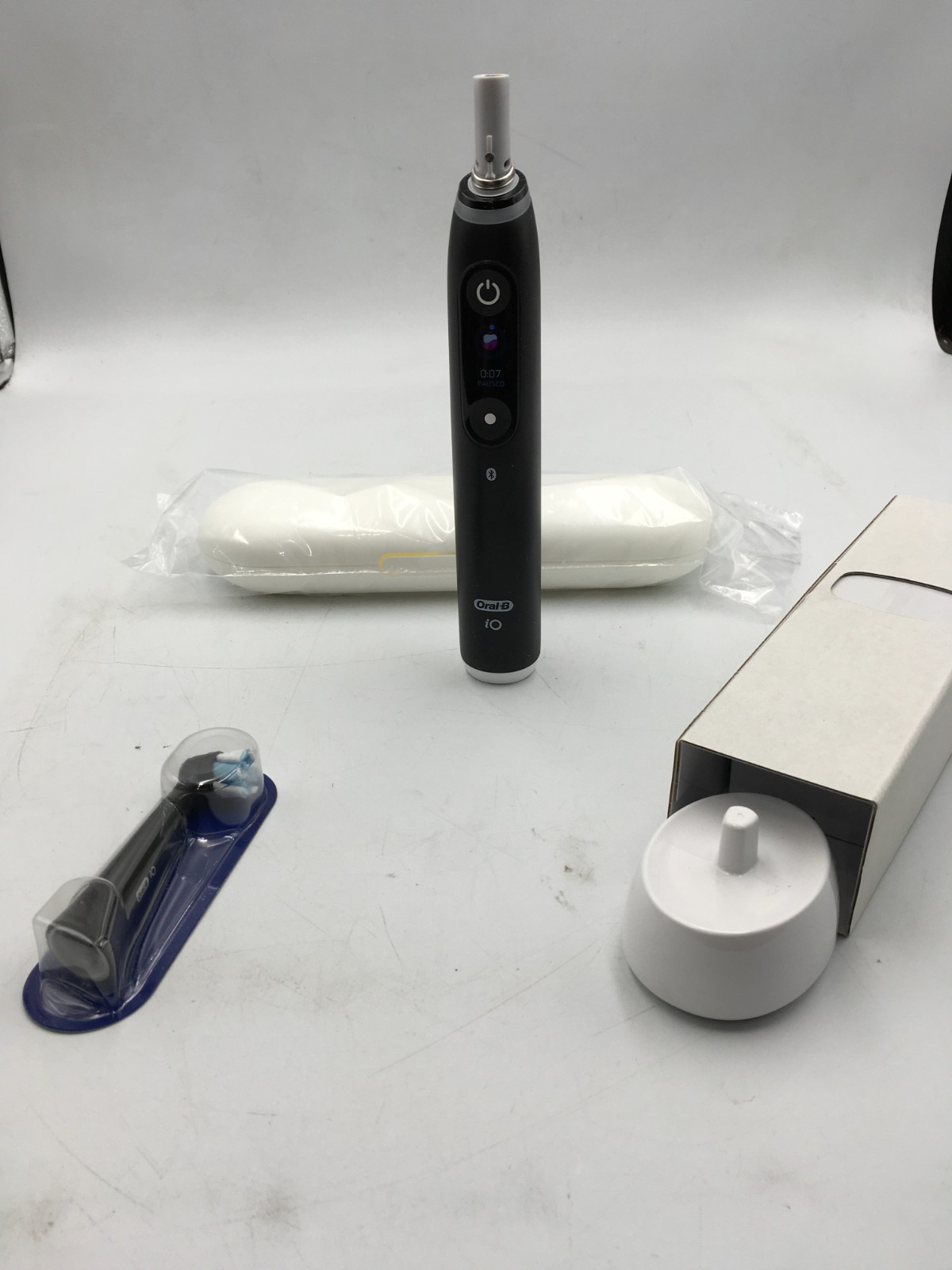 NEW Oral-B iO Series 6 Electric Toothbrush Kit Black or White No Box Unused RS NEW Oral-B iO Series 6 Electric Toothbrush Kit Black or White No Box Unused RS