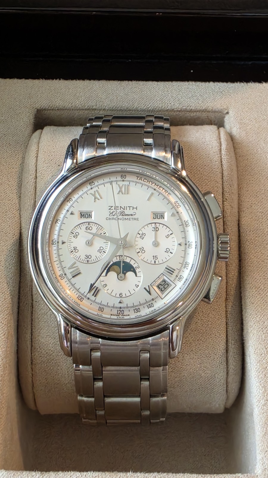 Zenith El Primero Chronomaster White Dial Moonphase Chronograph 40mm Full Set Zenith El Primero Chronomaster White Dial Moonphase Chronograph 40mm Full Set